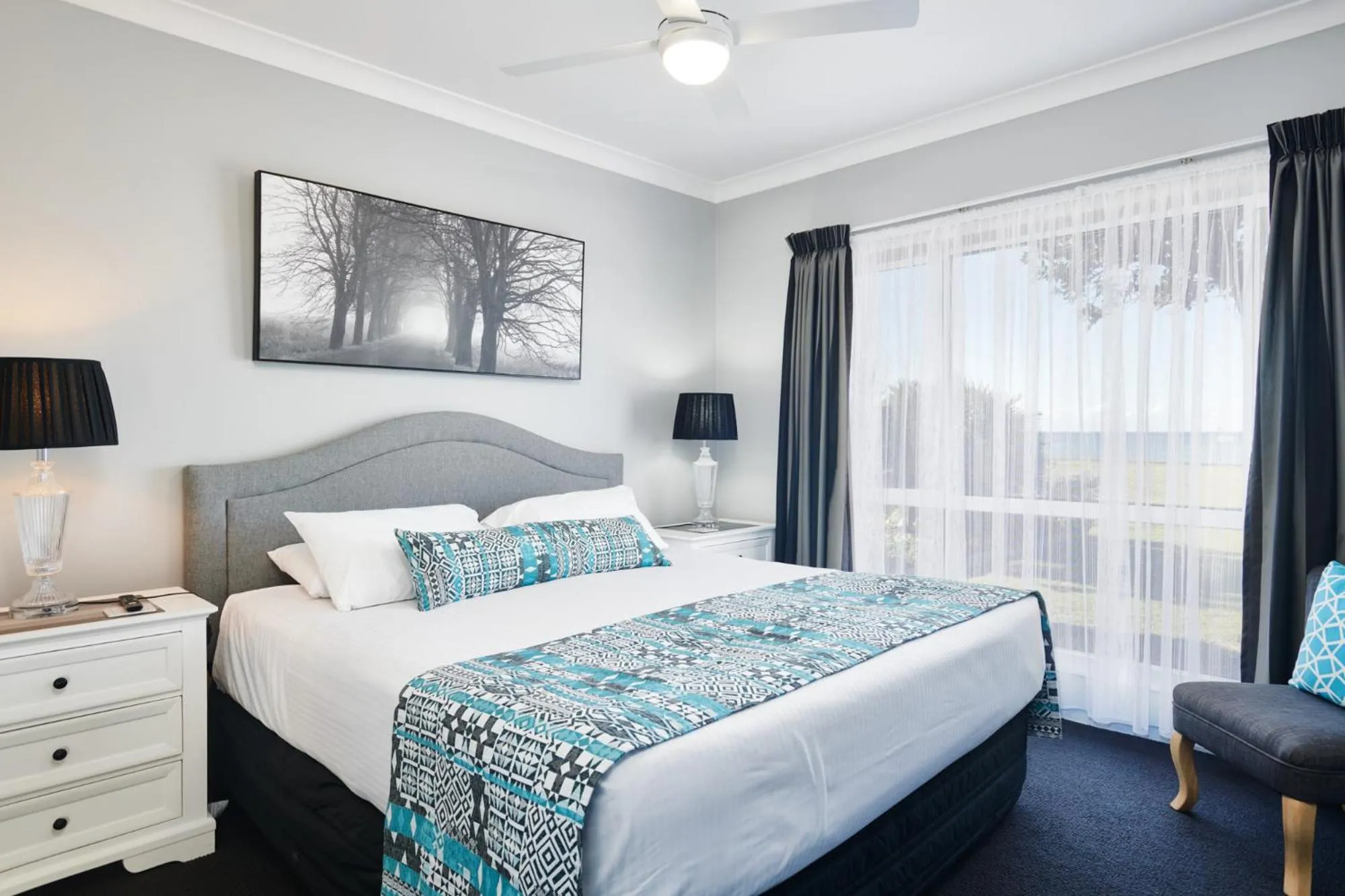 Bed in Meridian Beachside Apartments
