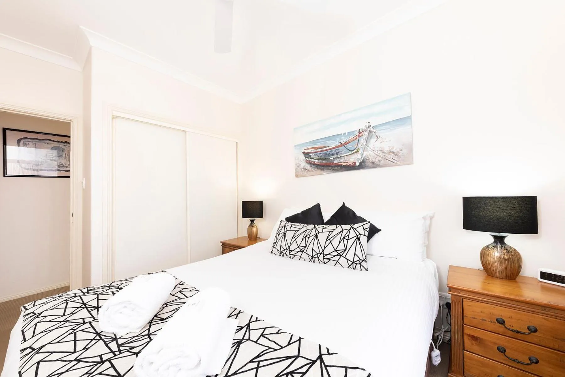 Bed in Meridian Beachside Apartments