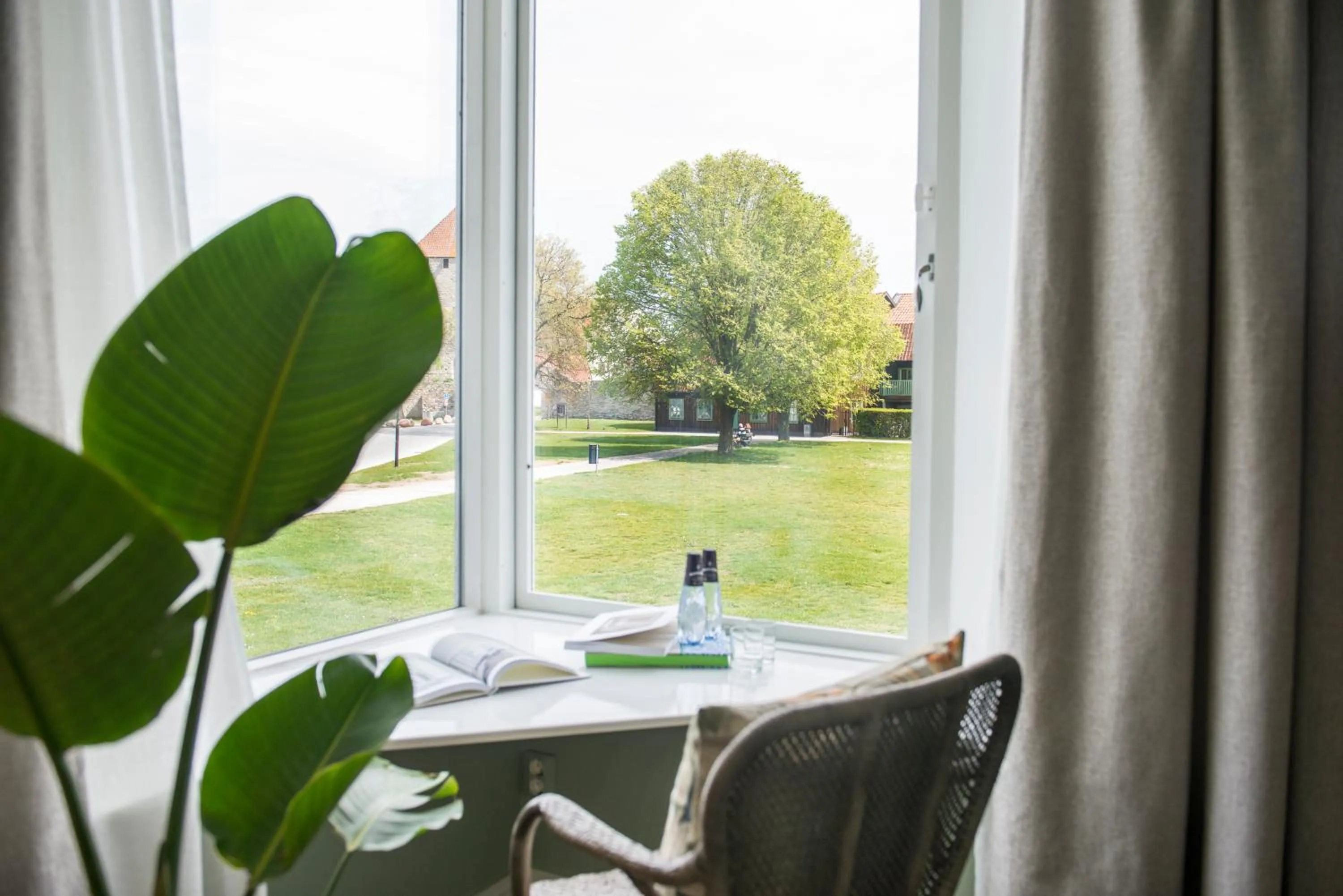 Spring in Villa Alma