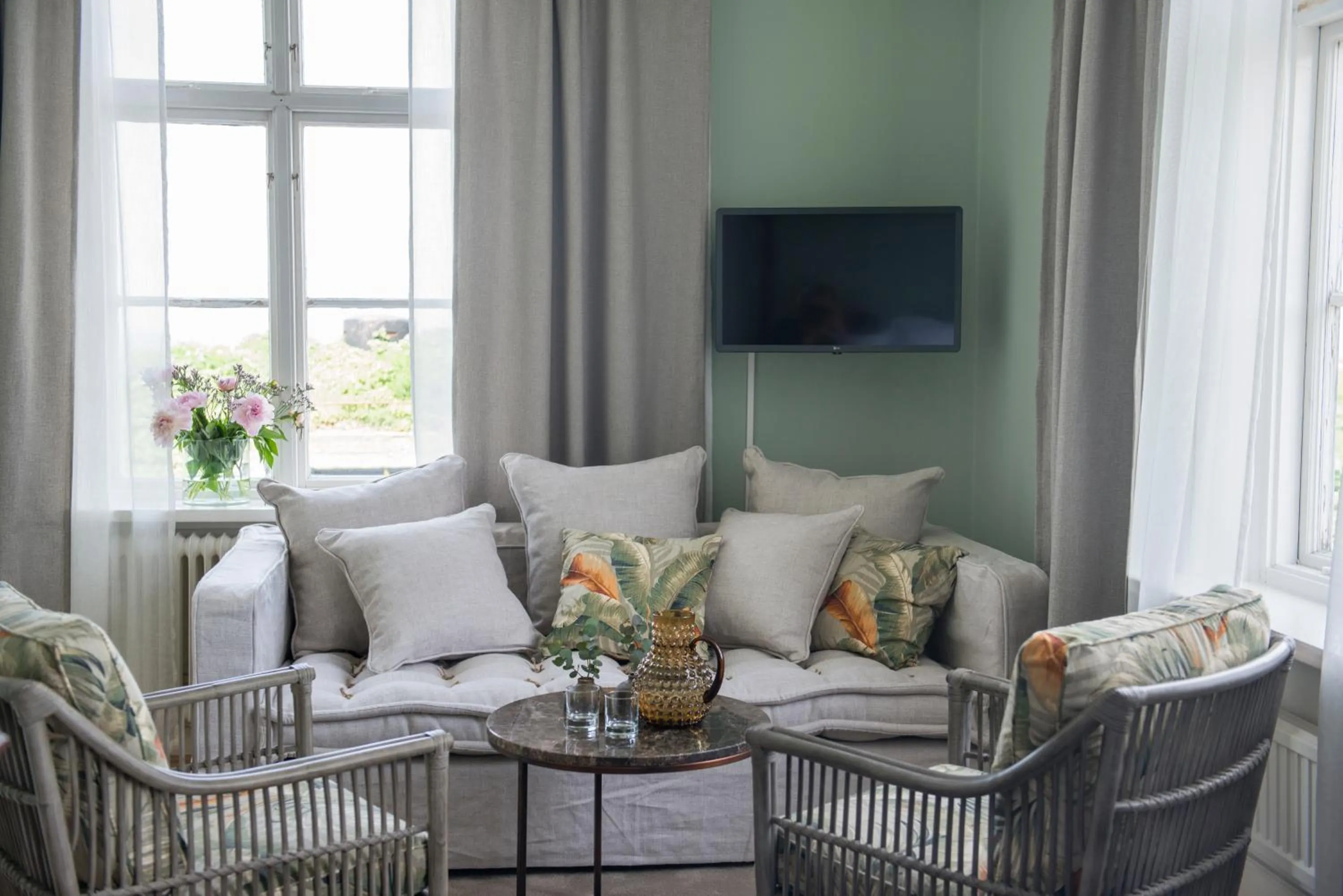 Seating area in Villa Alma