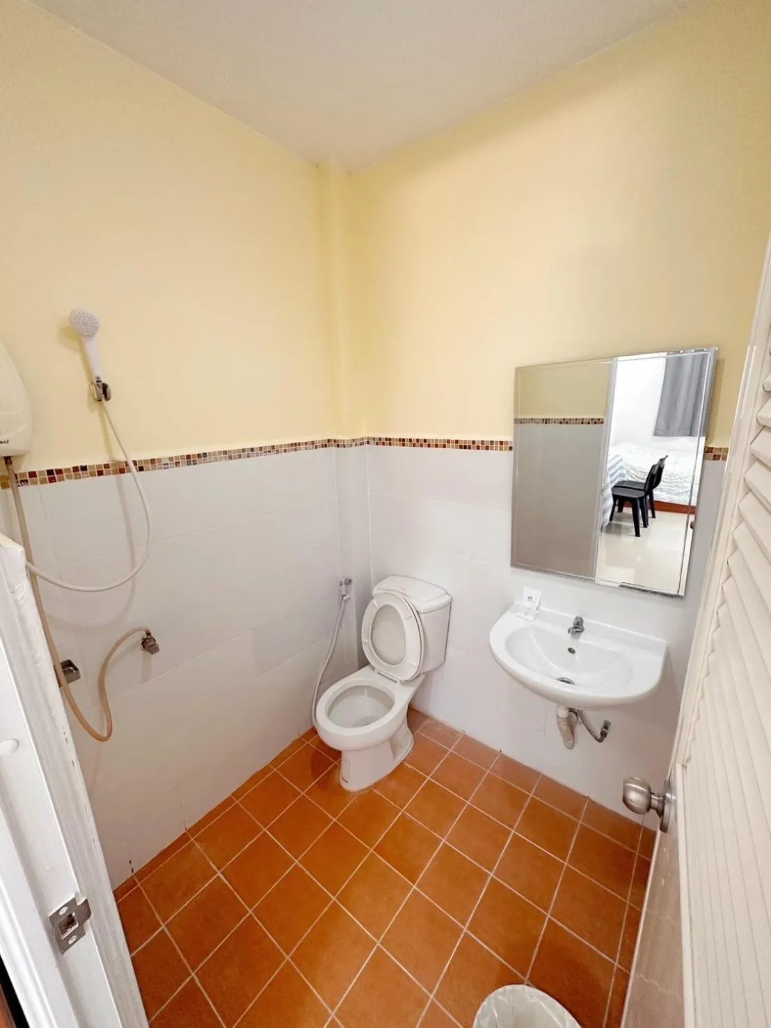 Bathroom in Bansuanrimnam Pakchong Resort