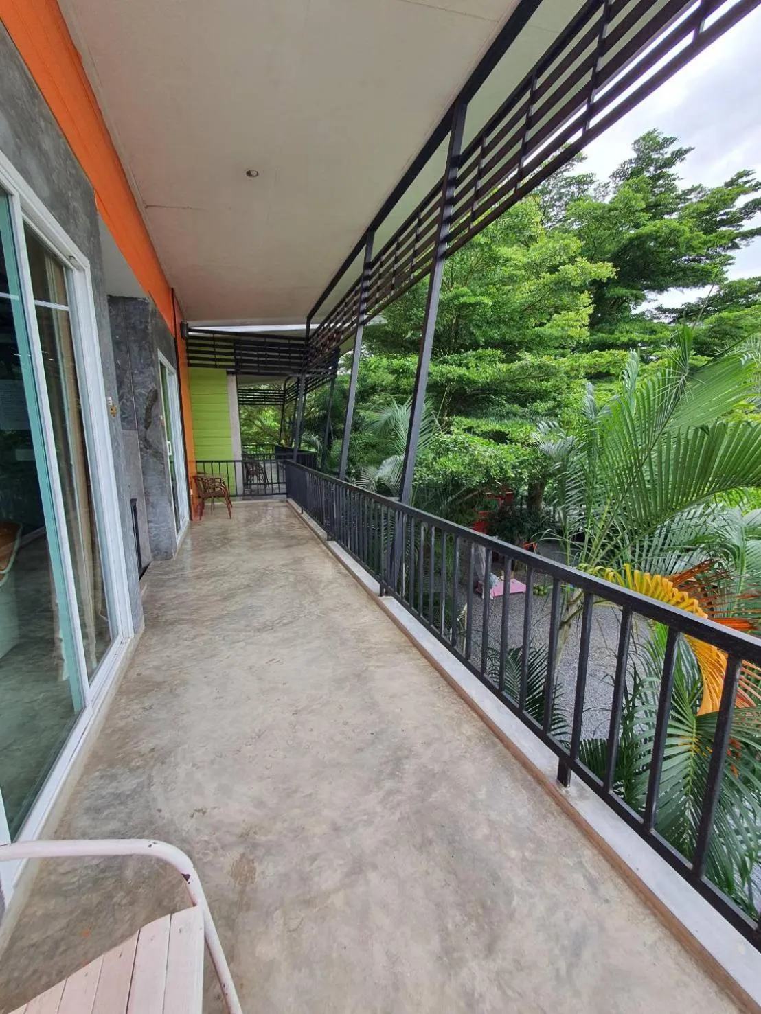 Property building in Bansuanrimnam Pakchong Resort