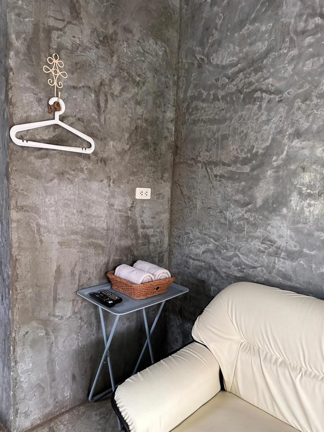 Bansuanrimnam Pakchong Resort