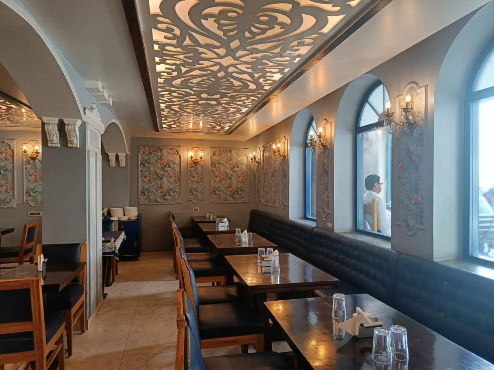 Maya Hotel & Restaurant