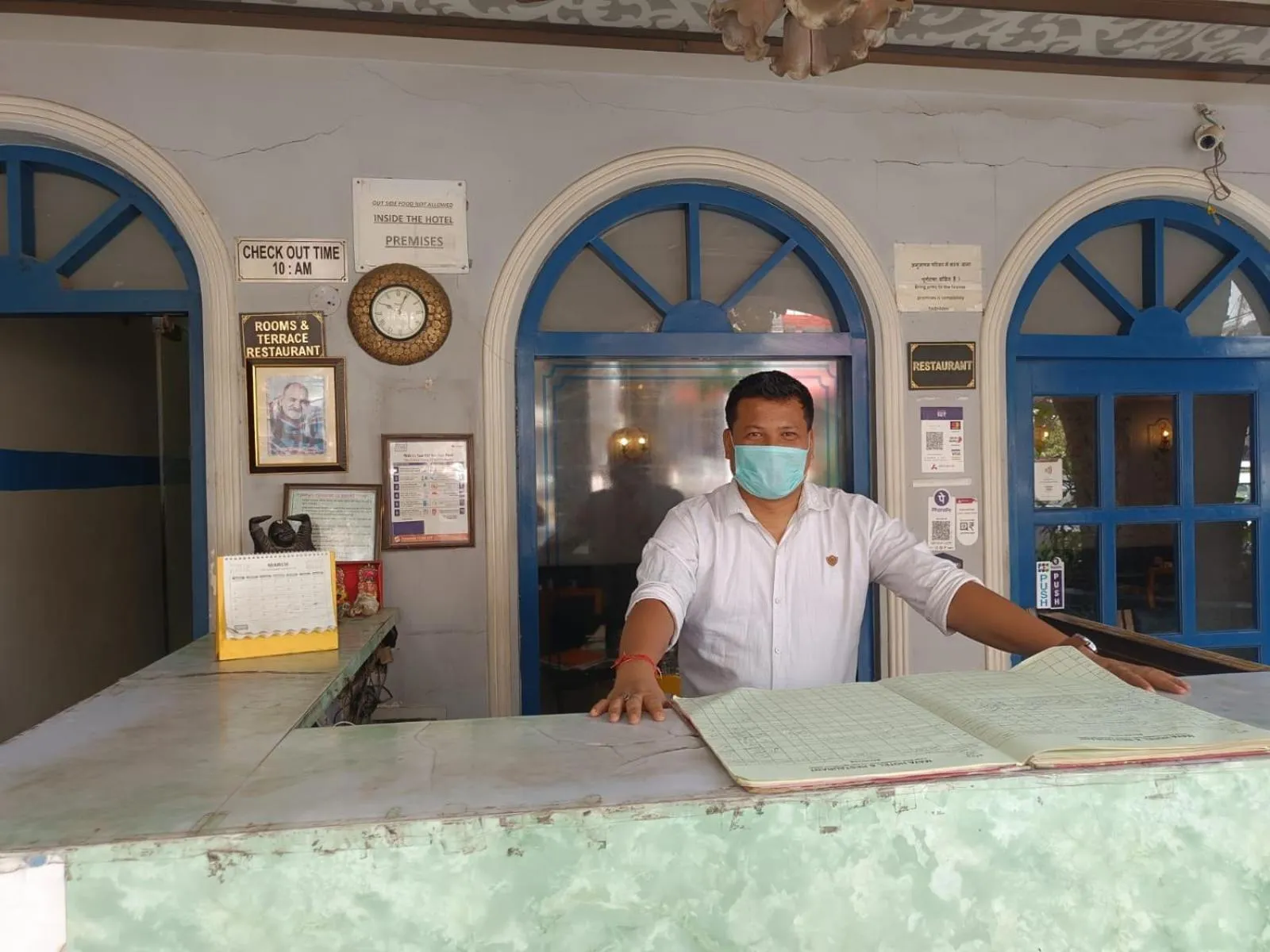 Maya Hotel & Restaurant