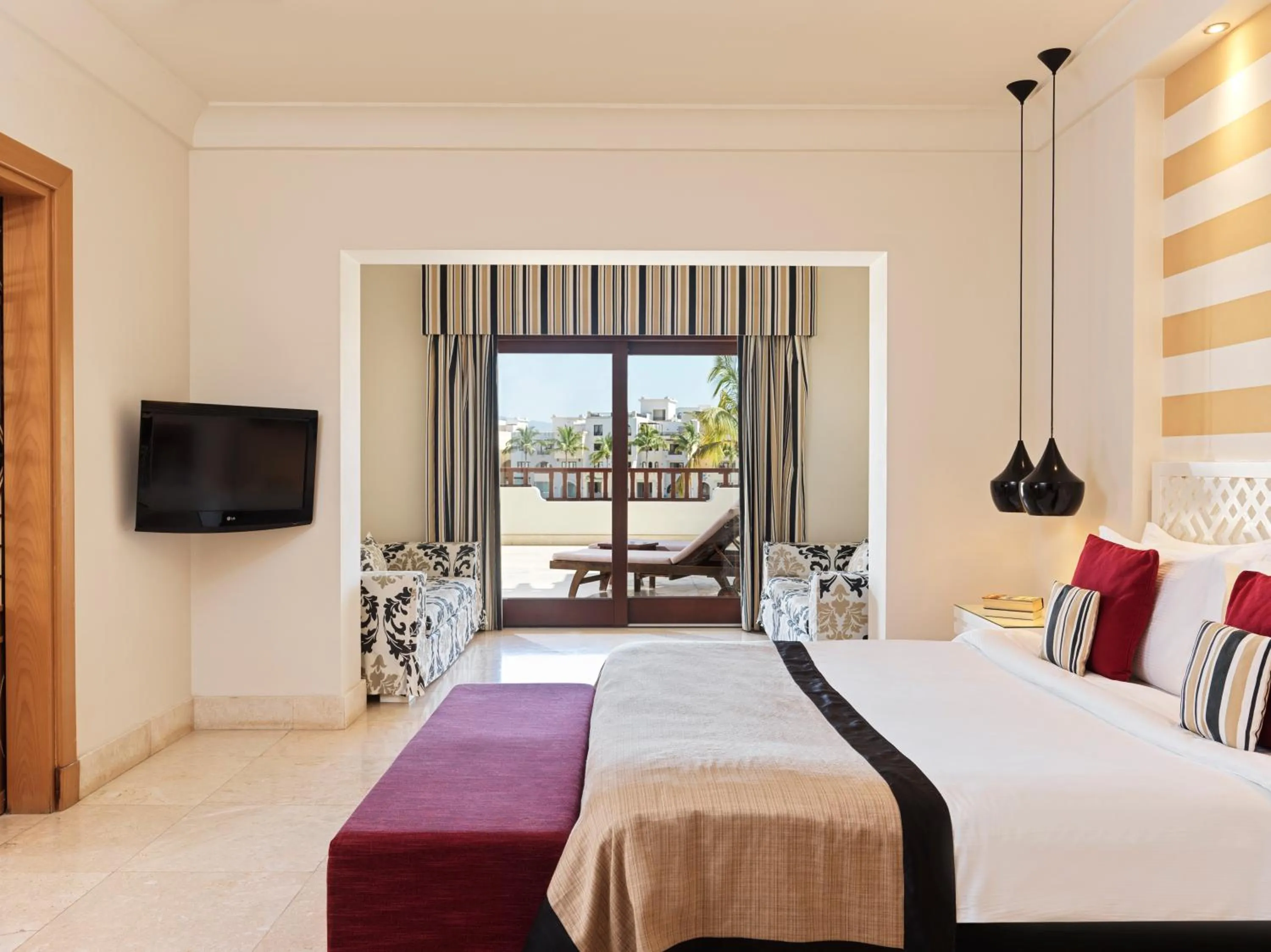 Bedroom, Bed in Juweira Boutique Hotel Adult only