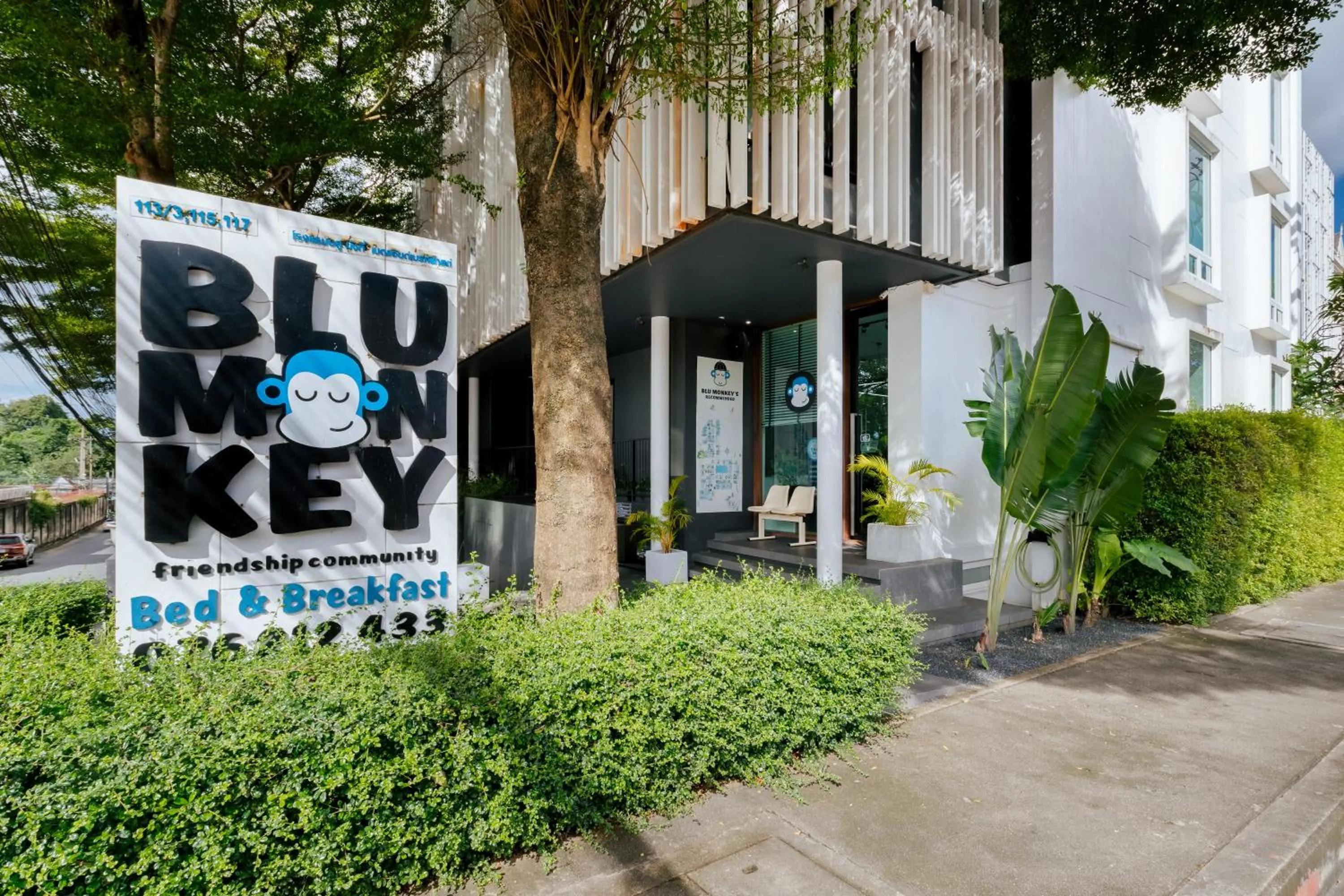 Property building in Blu Monkey Bed & Breakfast Phuket