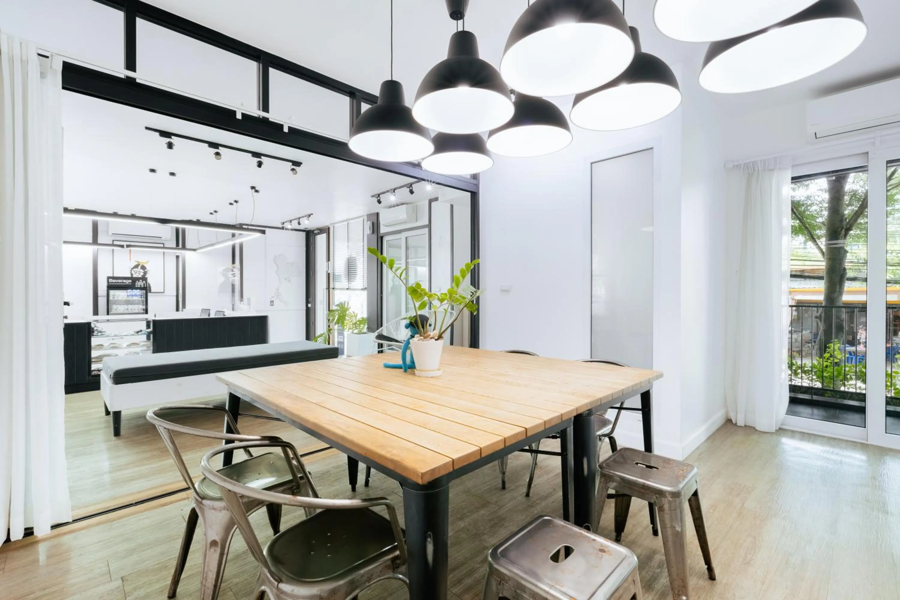 Property building in Blu Monkey Bed & Breakfast Phuket