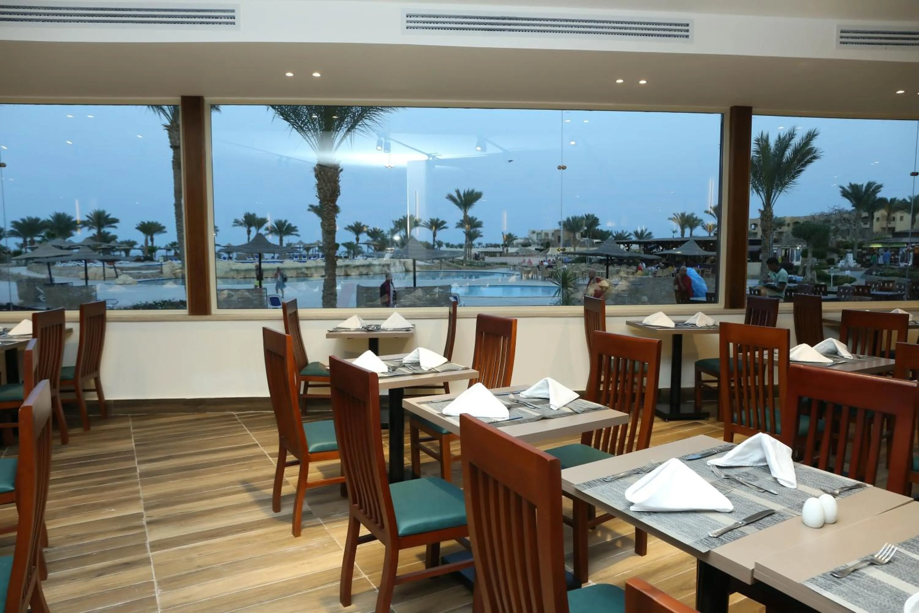 Restaurant/places to eat in Blend Elphistone Resort Marsa Alam