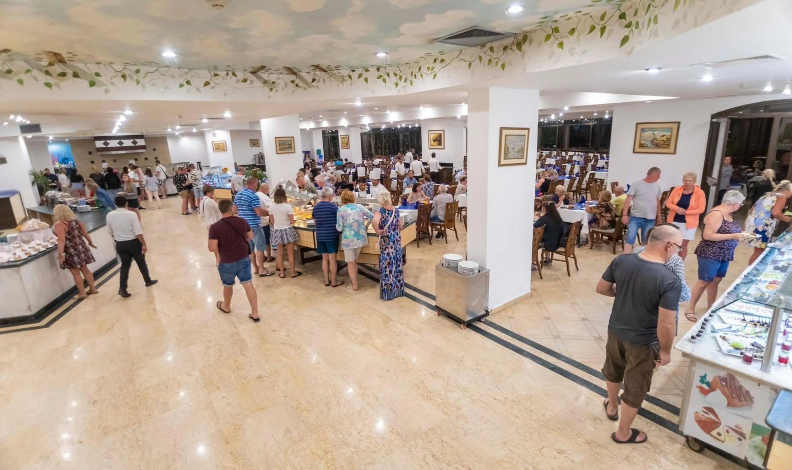 Restaurant/places to eat in Blend Elphistone Resort Marsa Alam