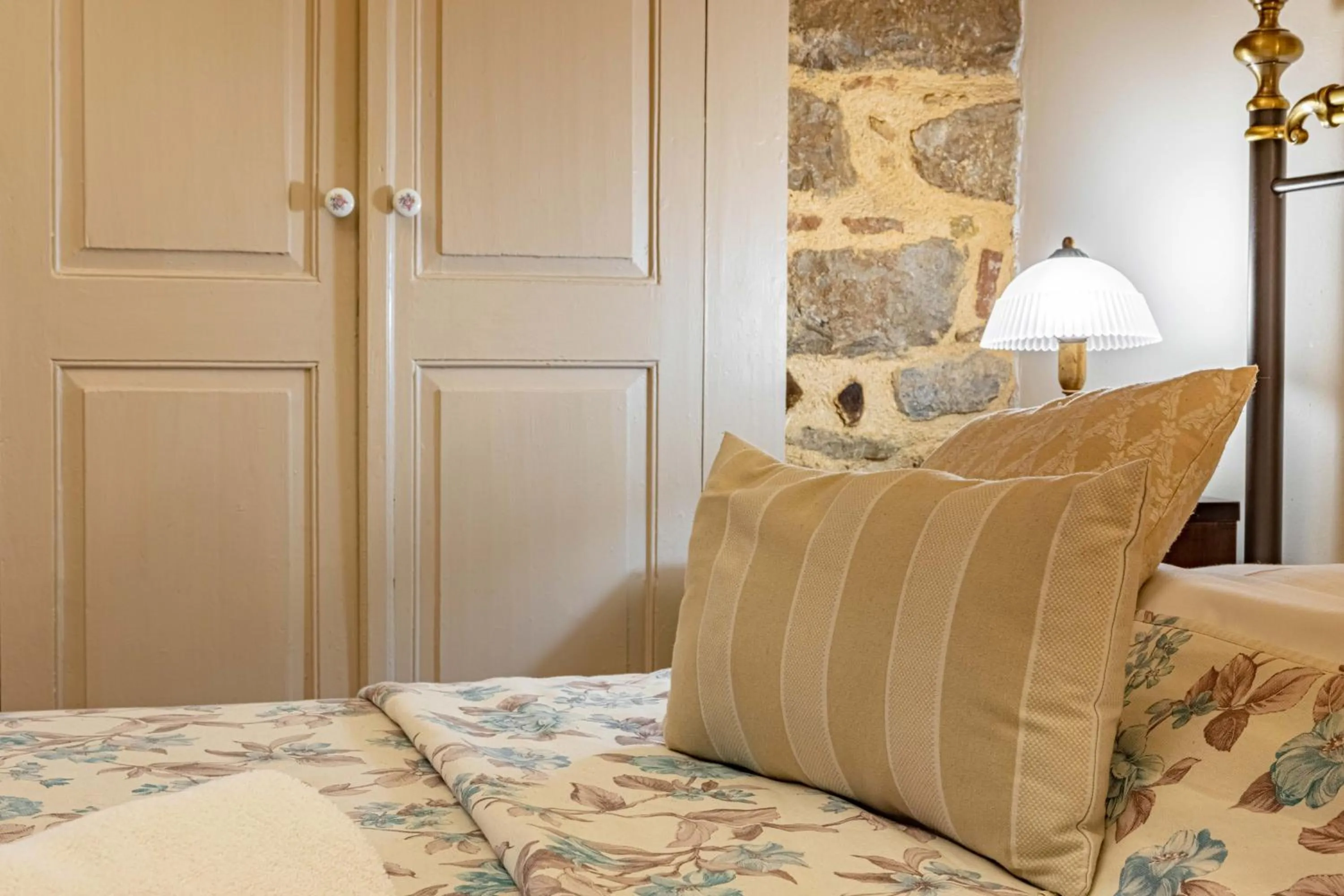 Photo of the whole room, Bed in Althaia Pension