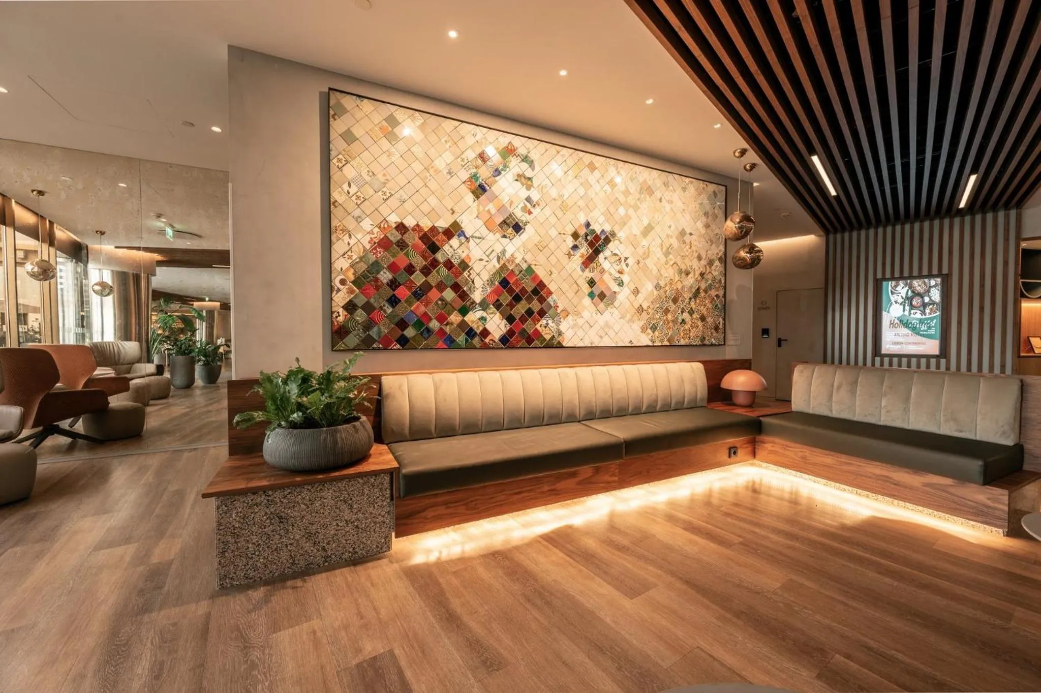 Property building in Holiday Inn Lisbon-Continental by IHG