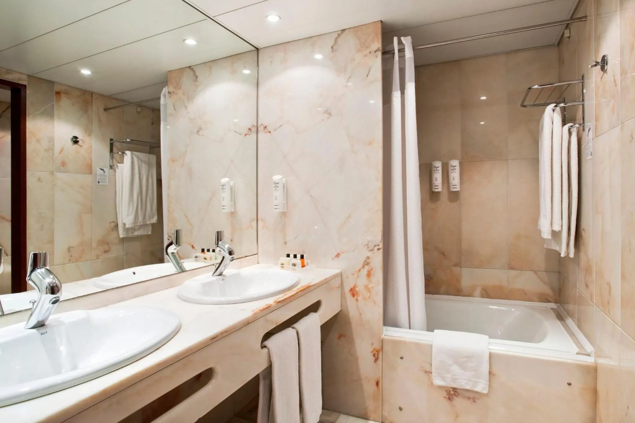 Bathroom in Holiday Inn Lisbon-Continental by IHG