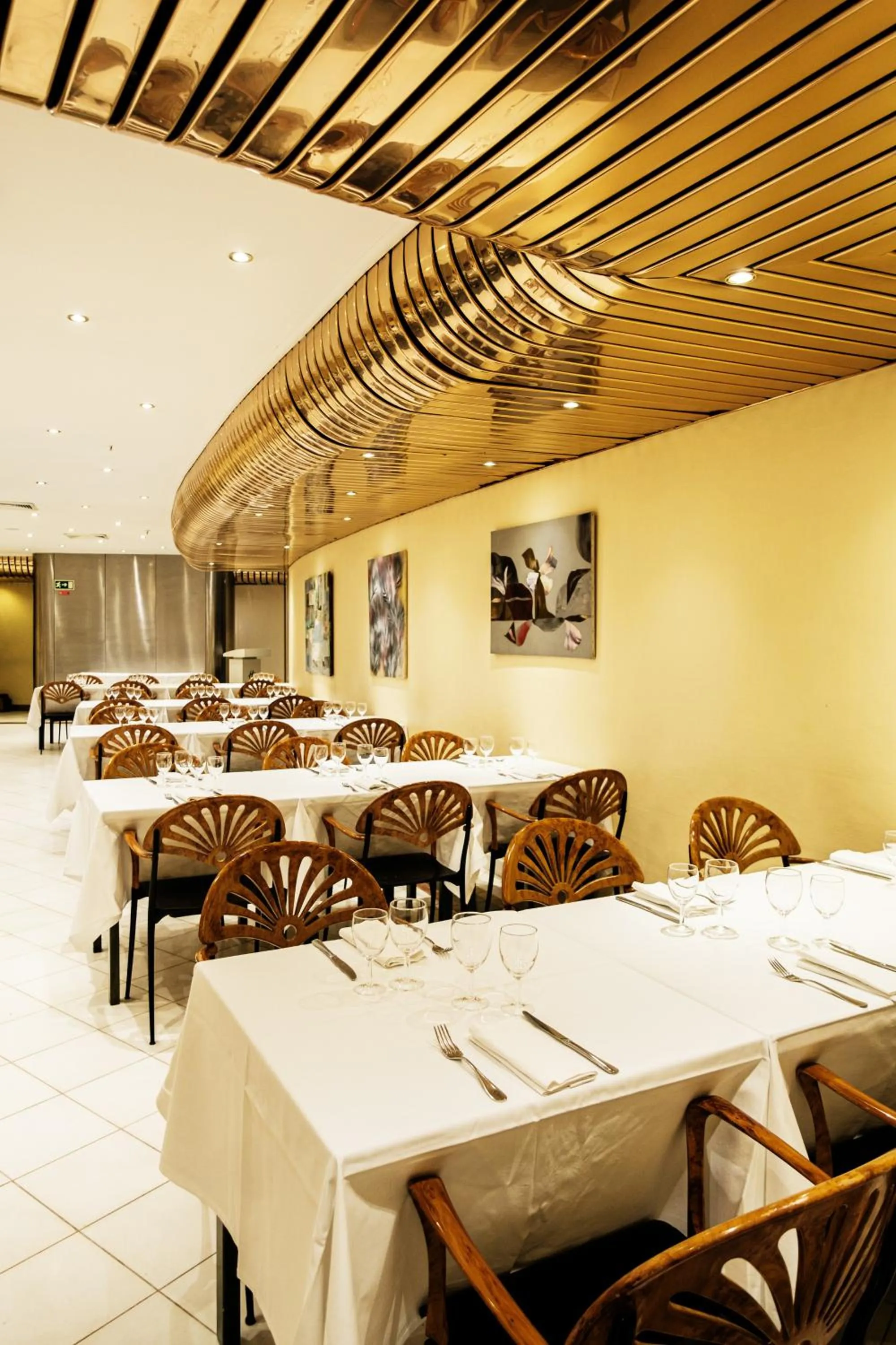 Restaurant/places to eat in Holiday Inn Lisbon-Continental by IHG