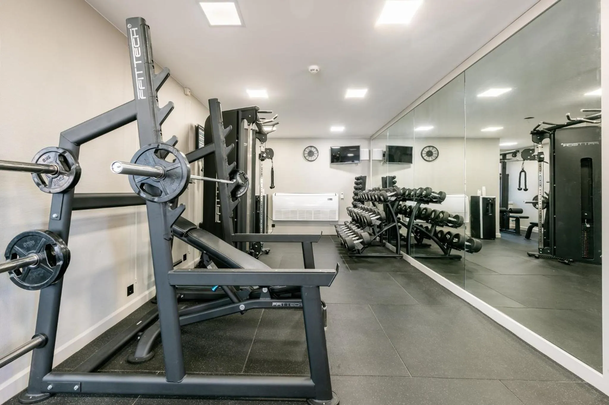 Fitness centre/facilities in Holiday Inn Lisbon-Continental by IHG