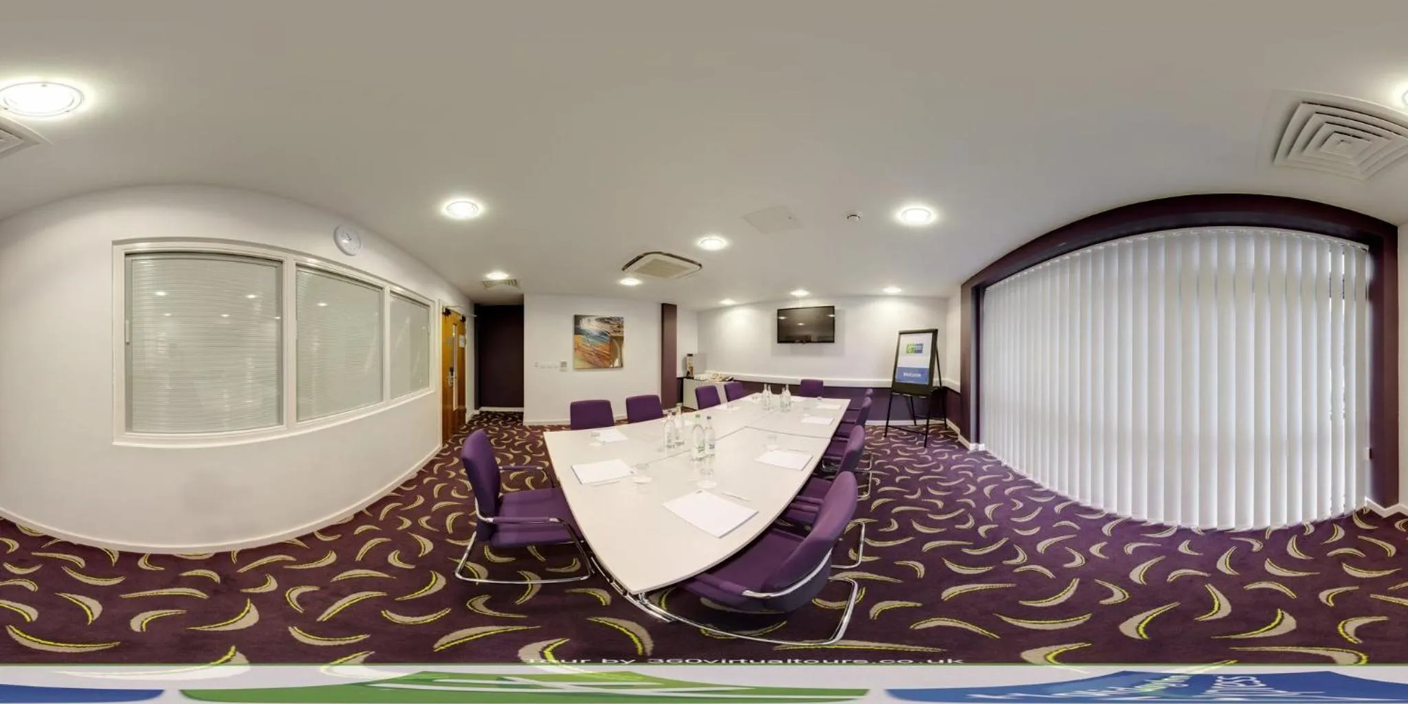 Meeting/conference room in Holiday Inn Express Dunstable