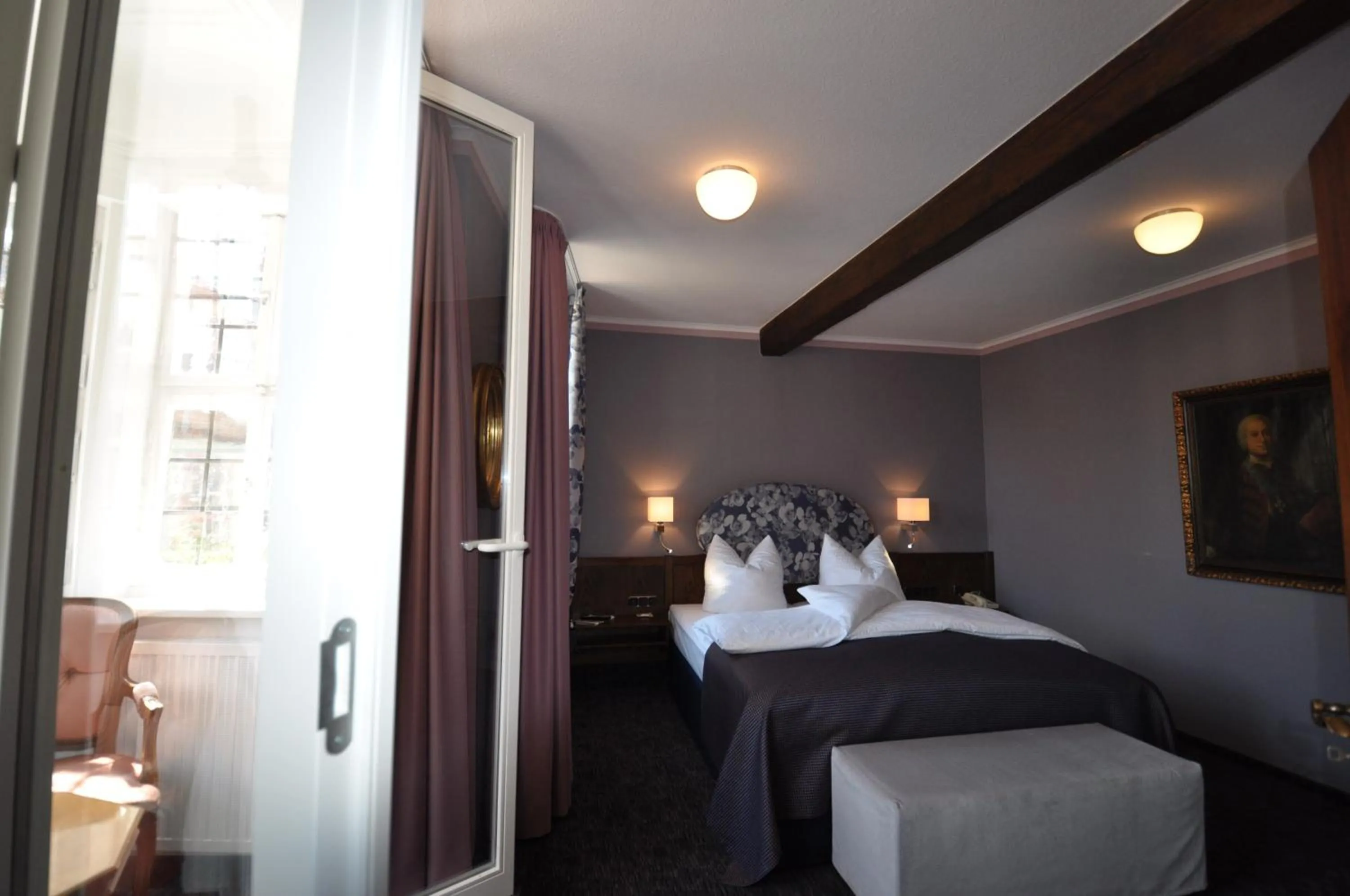 Day, Bed in Hotel Schmuckkästchen