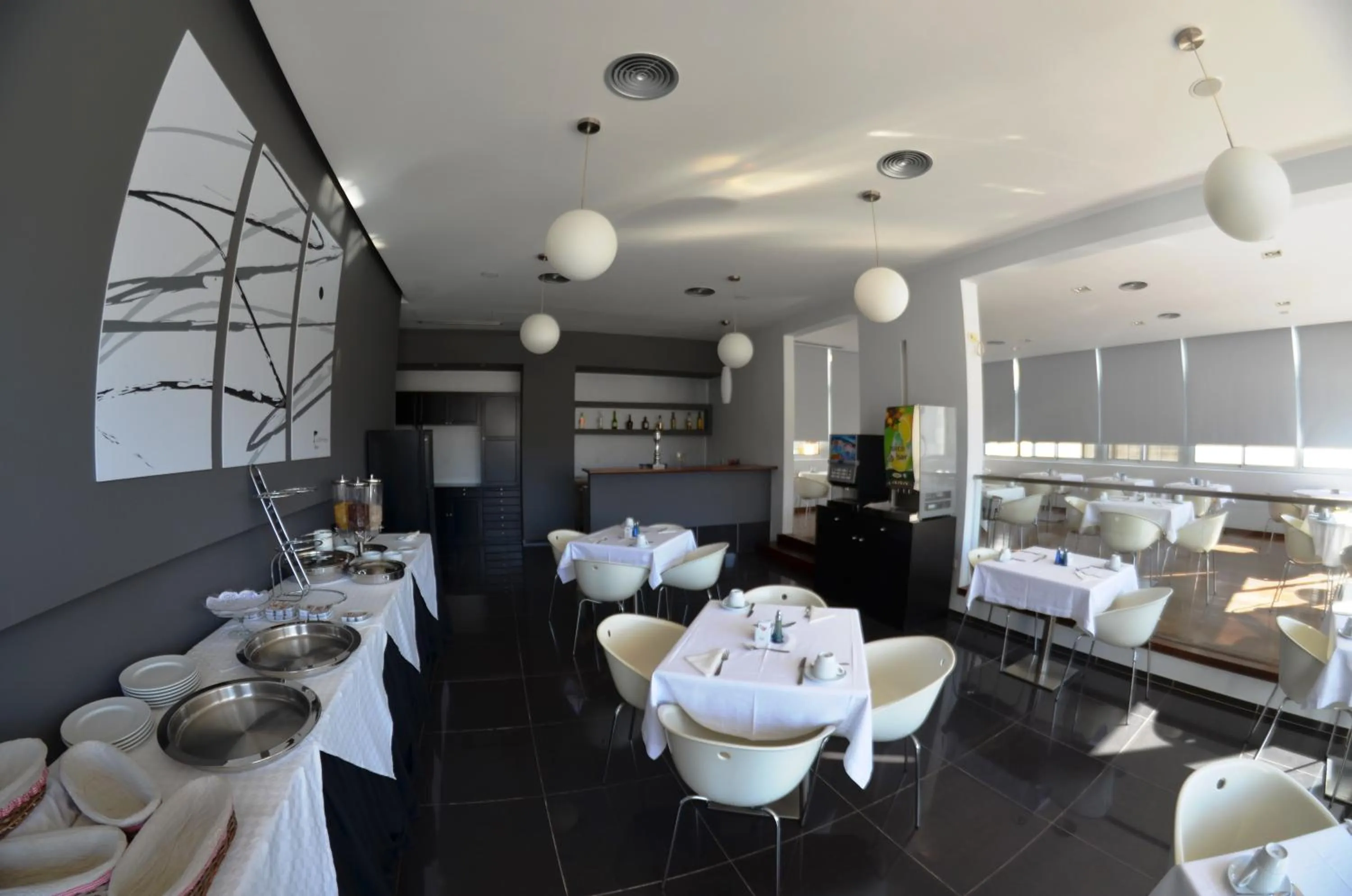 Restaurant/places to eat in Madeira Bright Star by Petit Hotels
