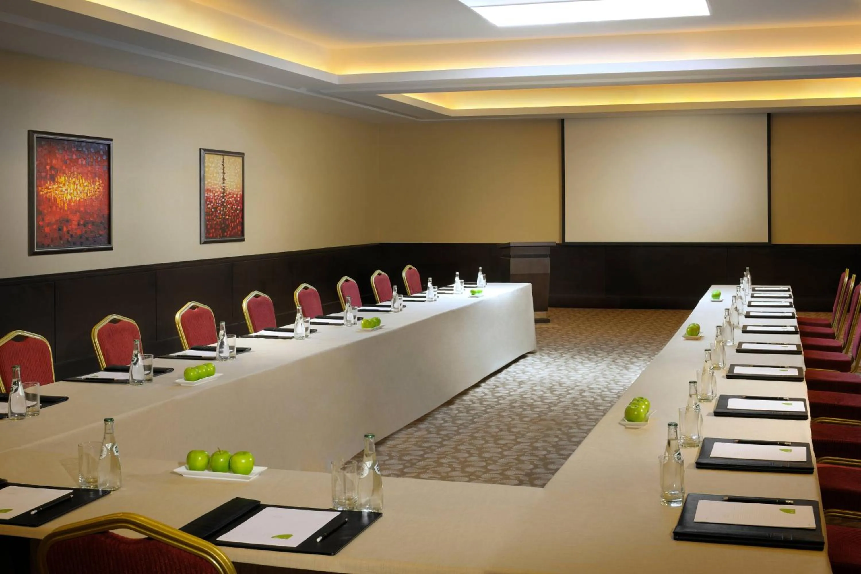 Meeting/conference room in Courtyard by Marriott Riyadh Diplomatic Quarter