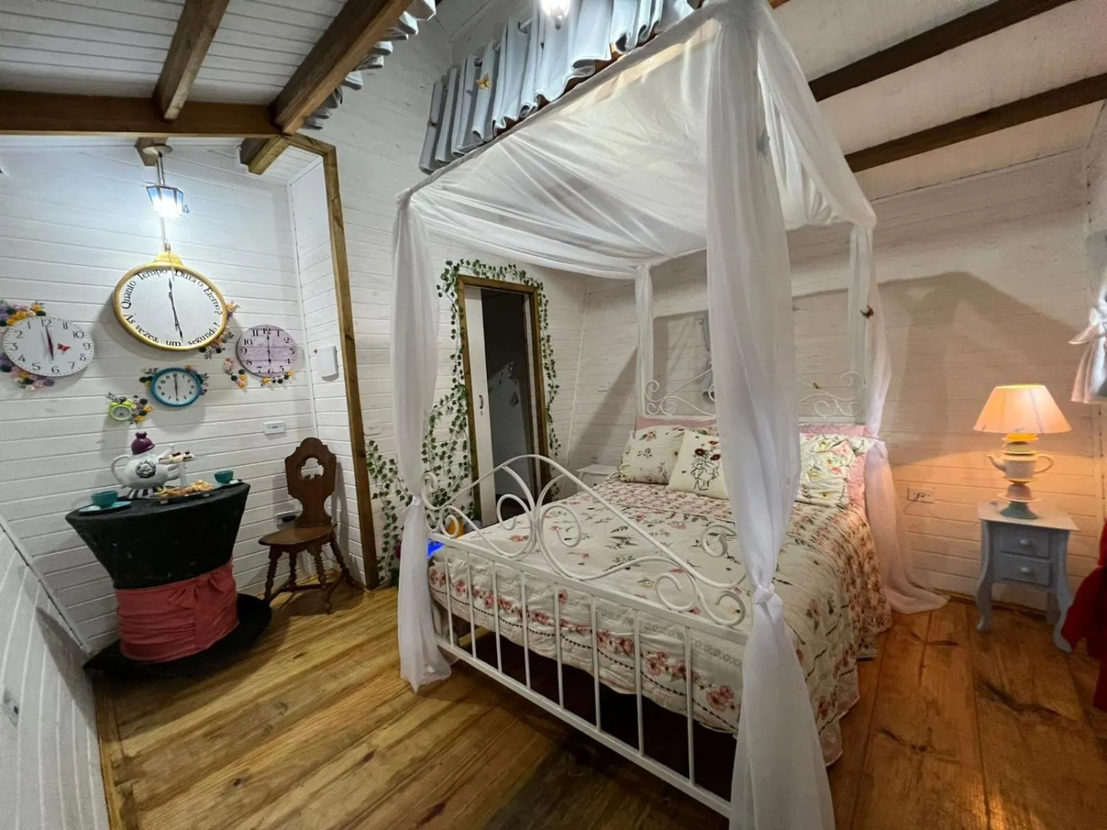 Bed in Vila Velasco