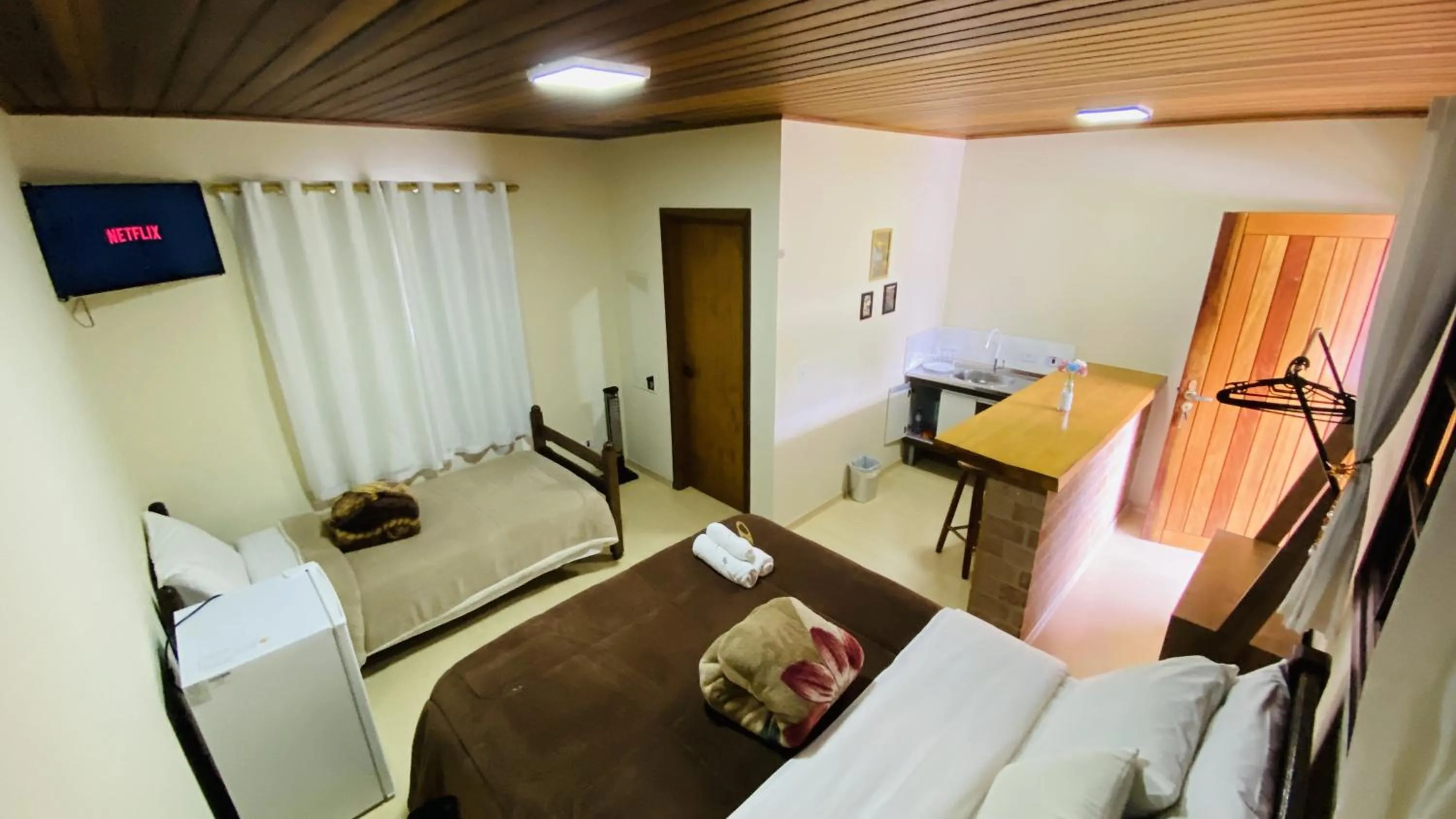 Bed in Vila Velasco