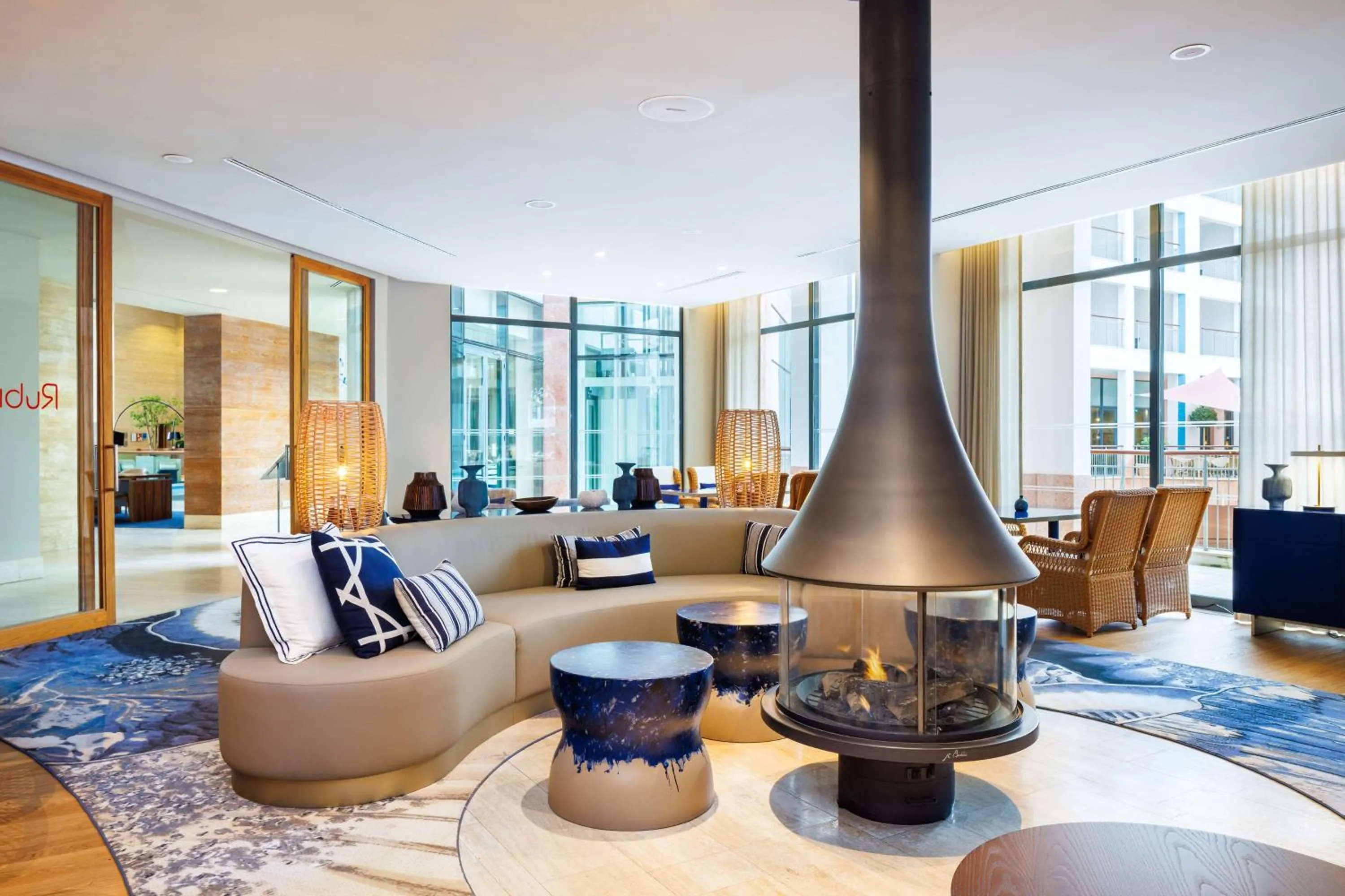 Lounge or bar in Hilton Vilamoura