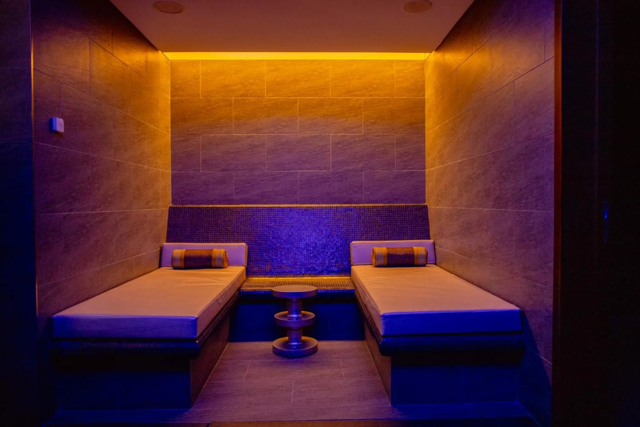 Spa and wellness centre/facilities, Bed in Hilton Vilamoura