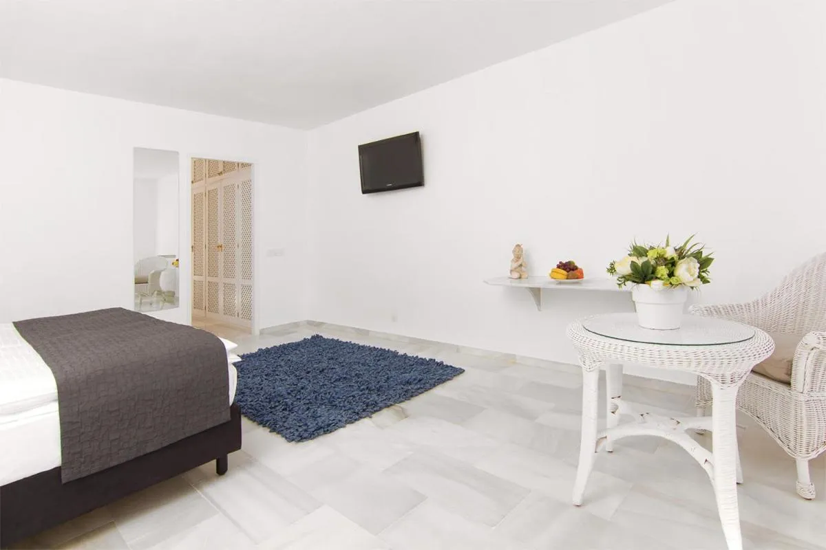 Photo of the whole room in Hotel Village