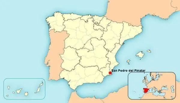 Text overlay in Hotel Alaska