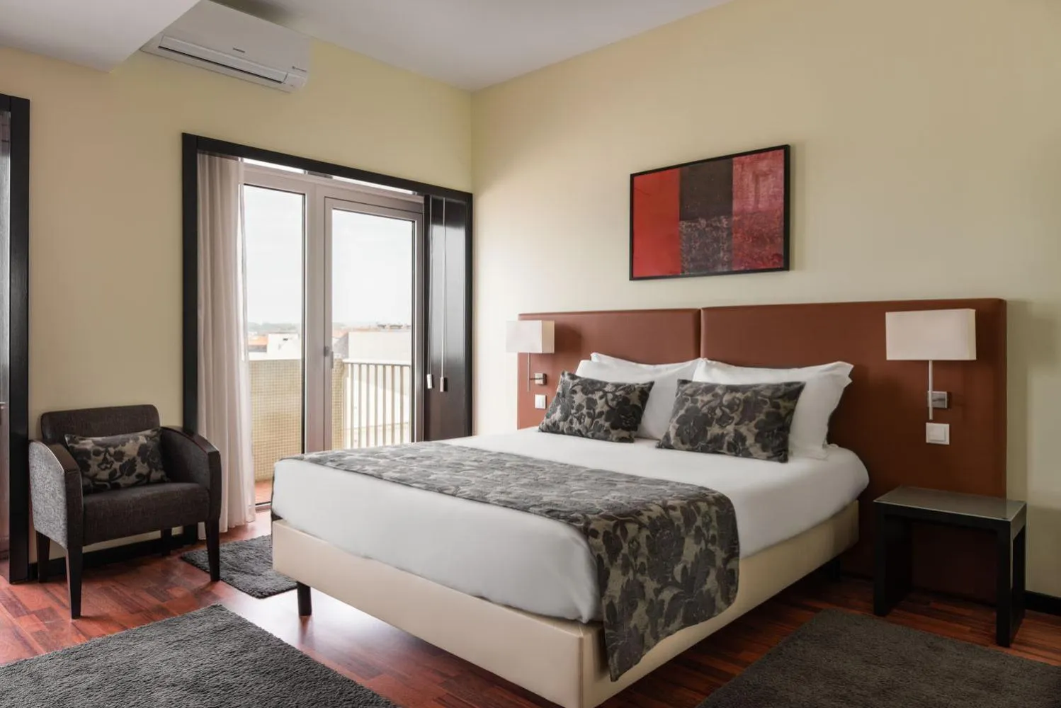 Photo of the whole room, Bed in Exe Praia Golfe