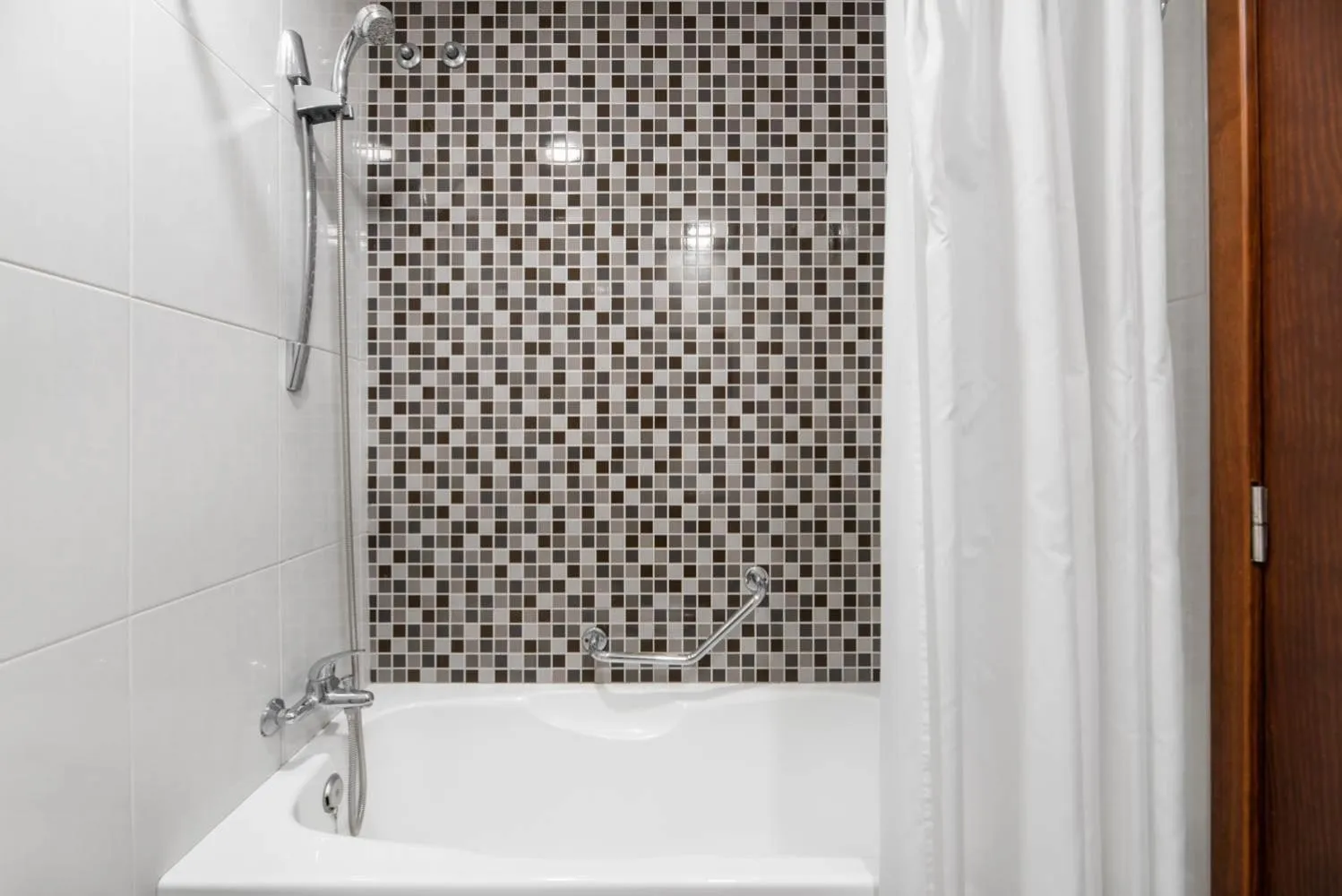 Photo of the whole room in Exe Praia Golfe