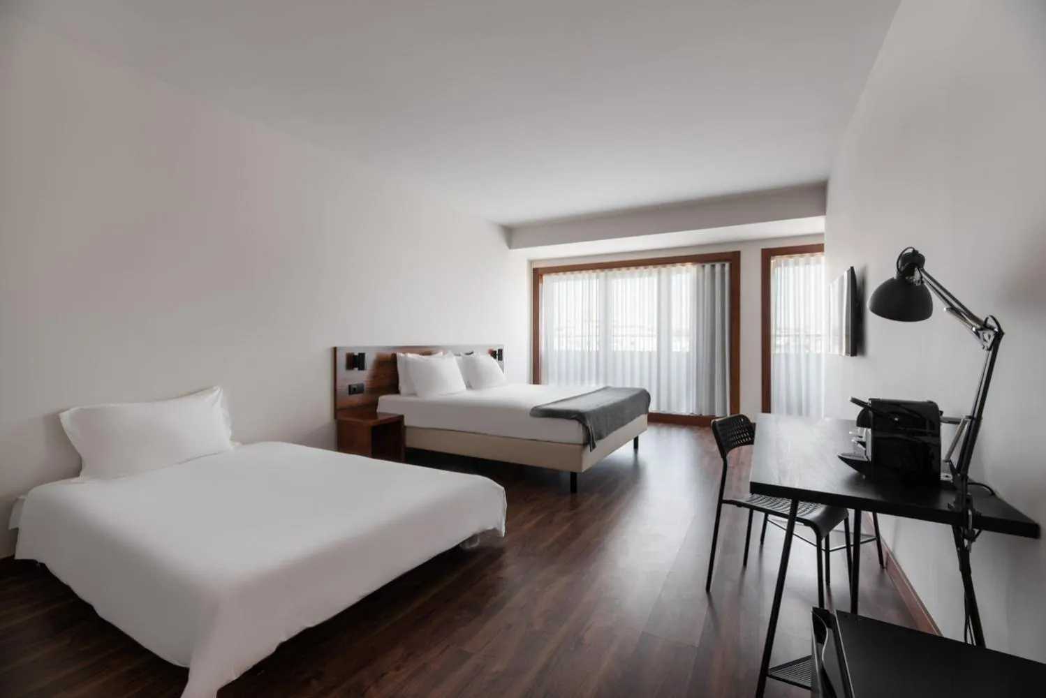 Photo of the whole room, Bed in Exe Praia Golfe