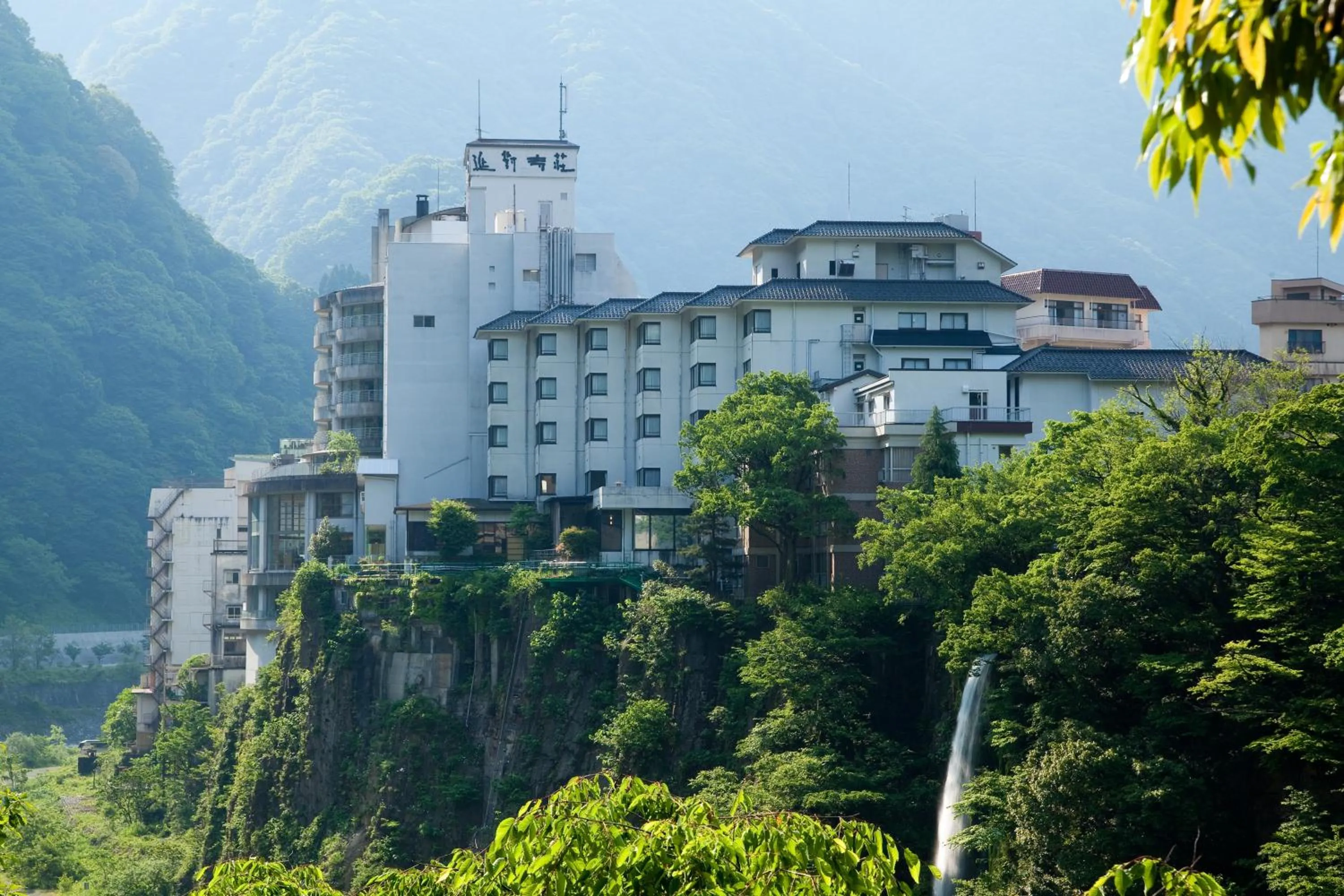 Facade/entrance in Entaijiso