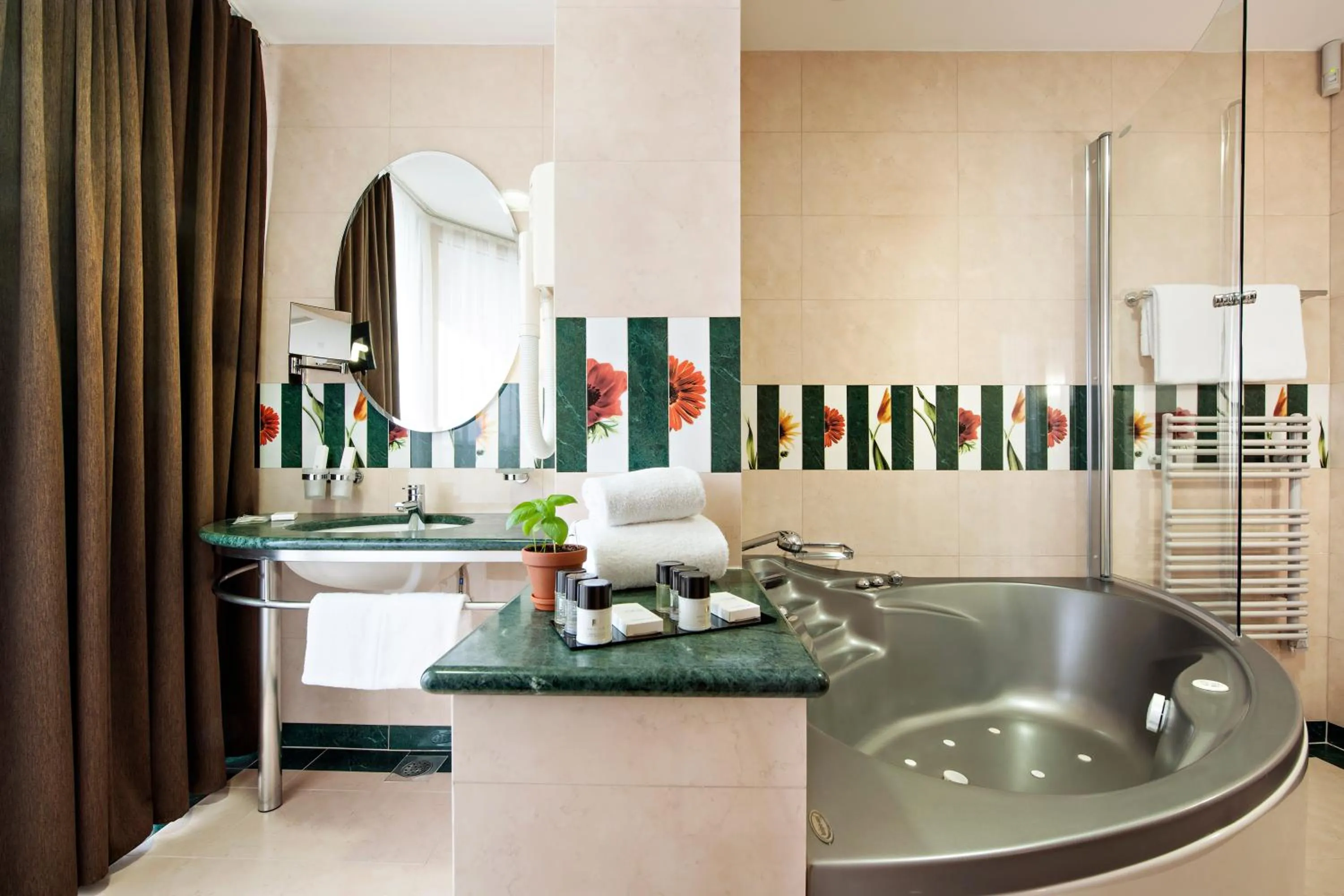 Bathroom in Hotel Livada Prestige - Terme 3000 - Sava Hotels & Resorts
