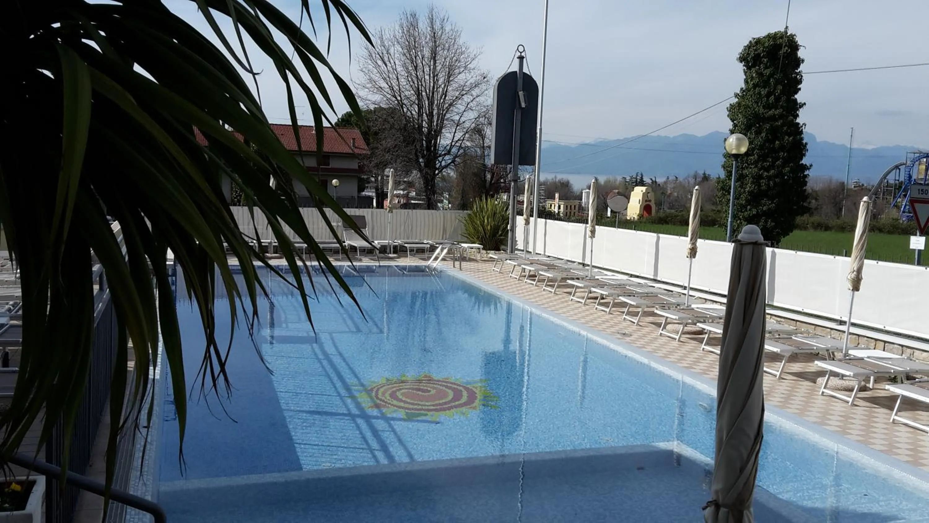 Swimming pool in Residenza Orchidee