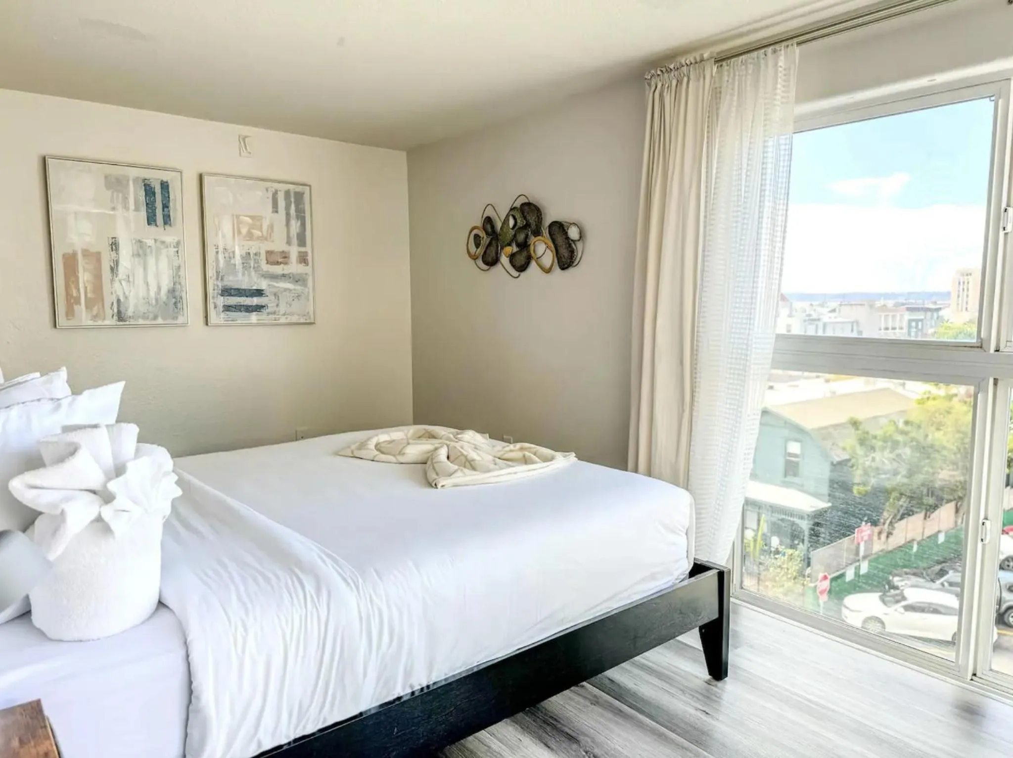 Bed in Little Italy Modern Lofts