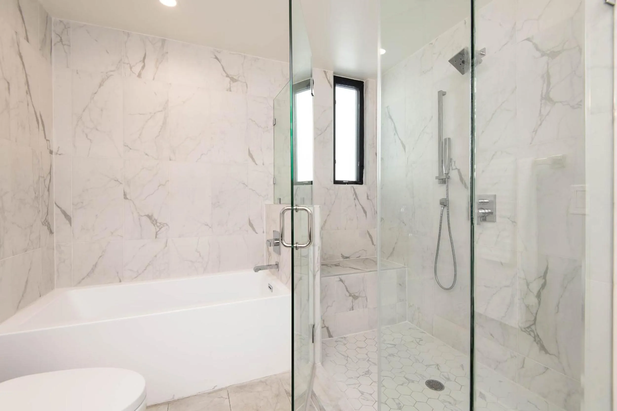 Regency Modern Apartments