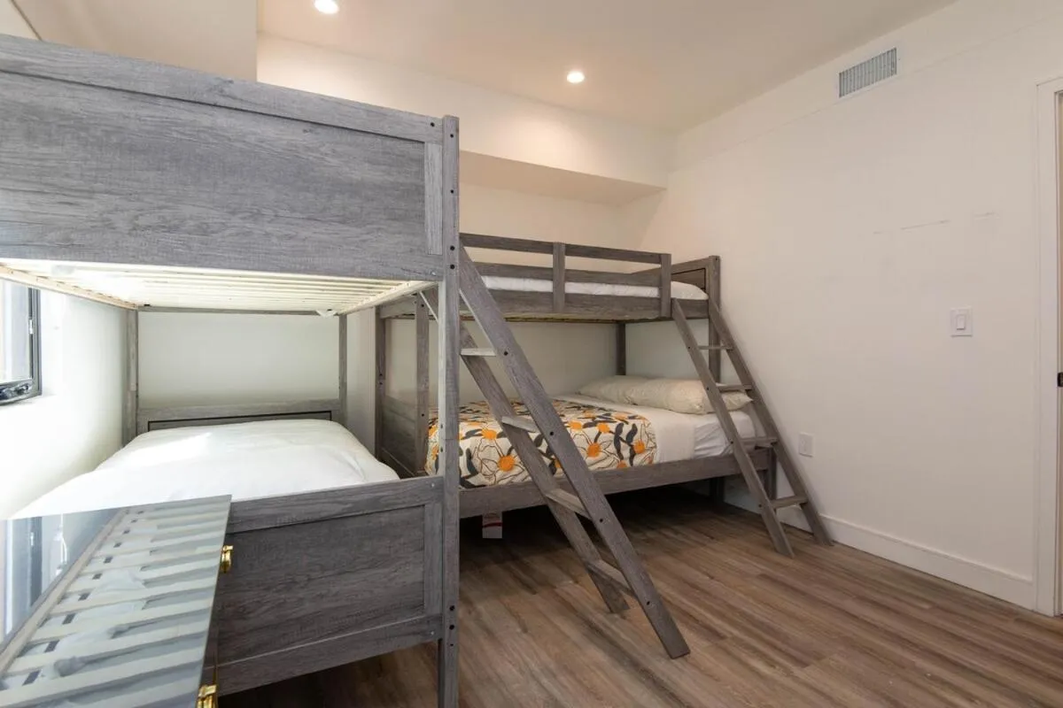 bunk bed, Bed in Regency Modern Apartments