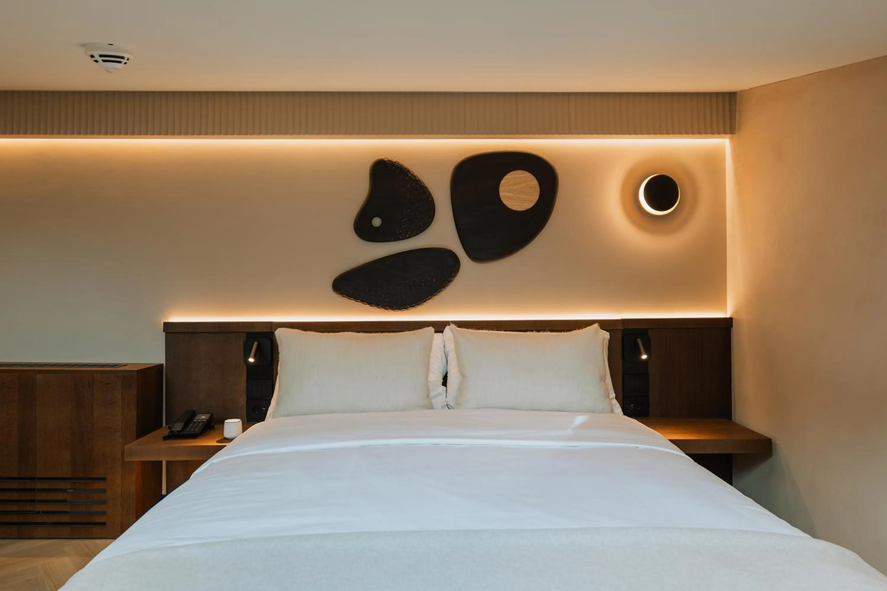 Bed in Hotel Trianon