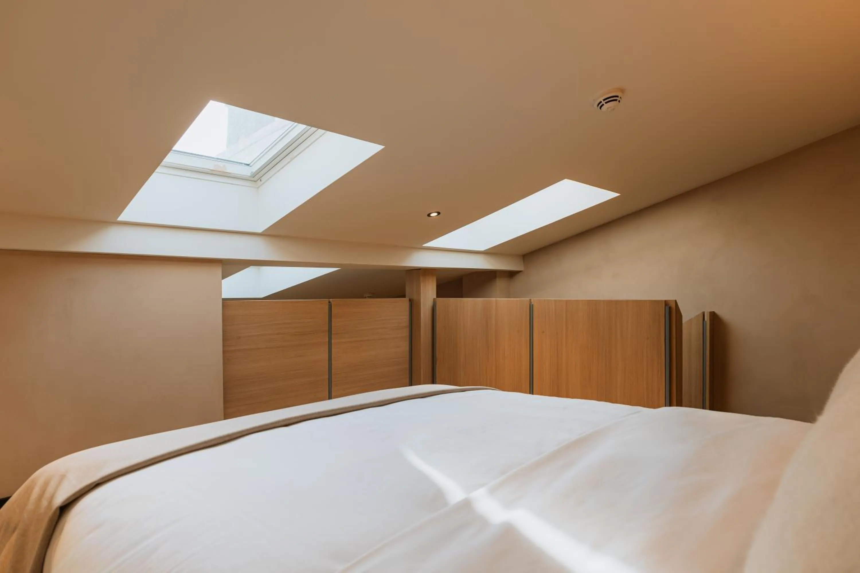 Bedroom, Bed in Hotel Trianon