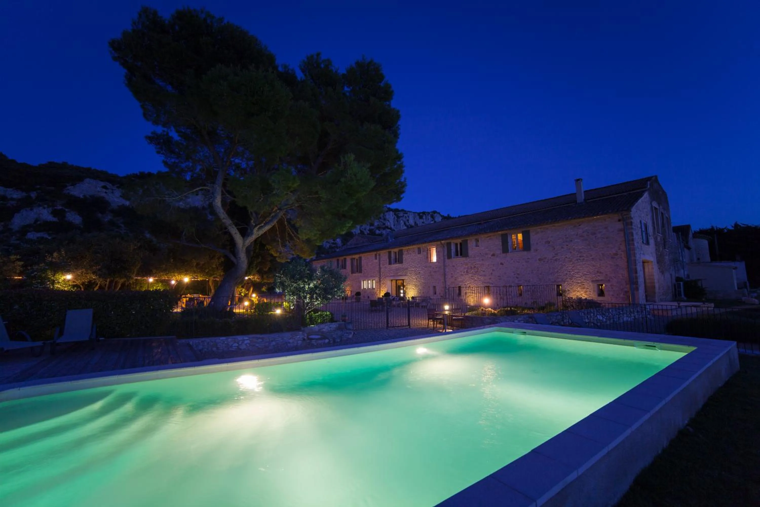 Property building in Maison CHENET - Les Chambres Entre Vigne et Garrigue - Teritoria