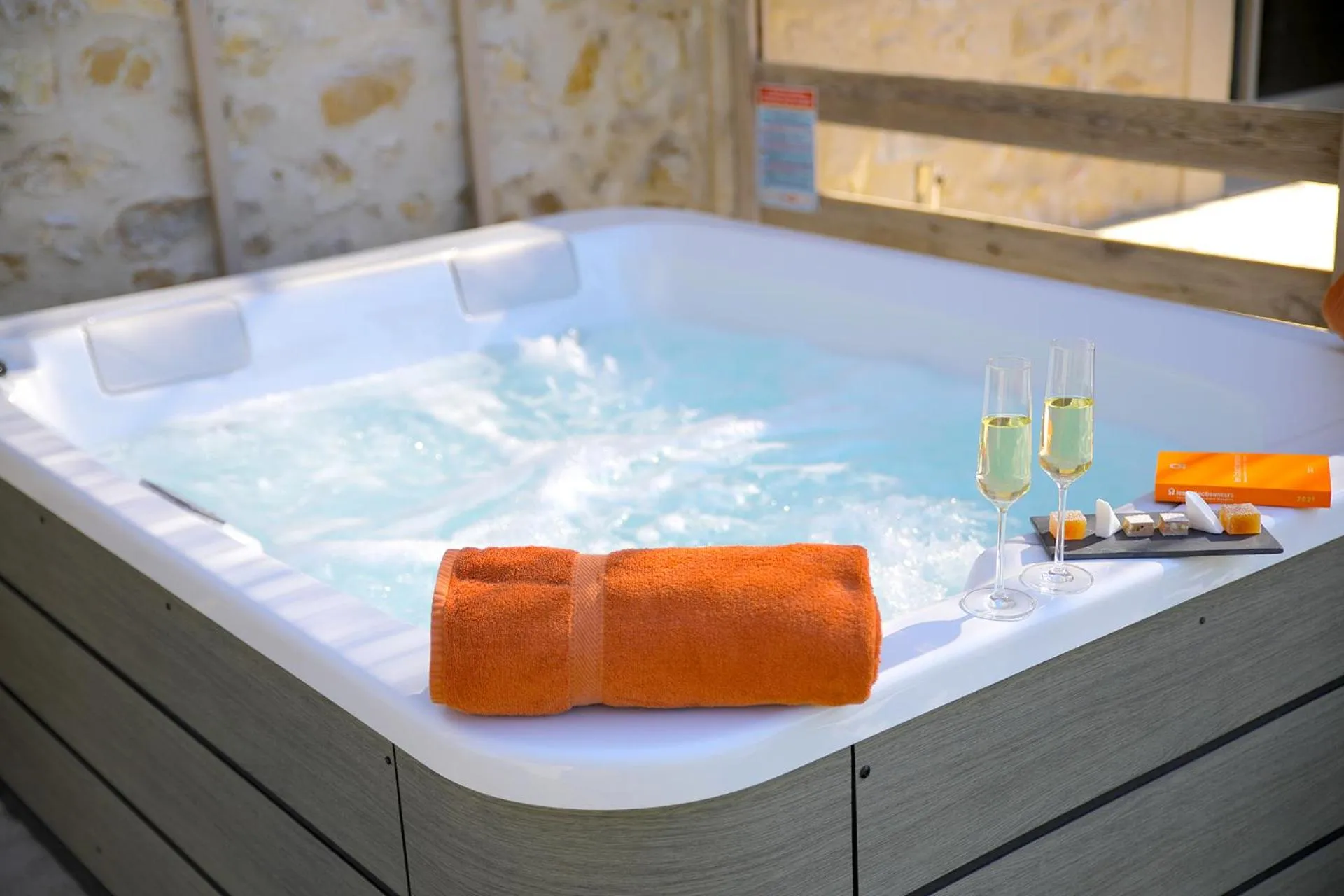 Maison CHENET - Les Chambres Entre Vigne et Garrigue - Teritoria