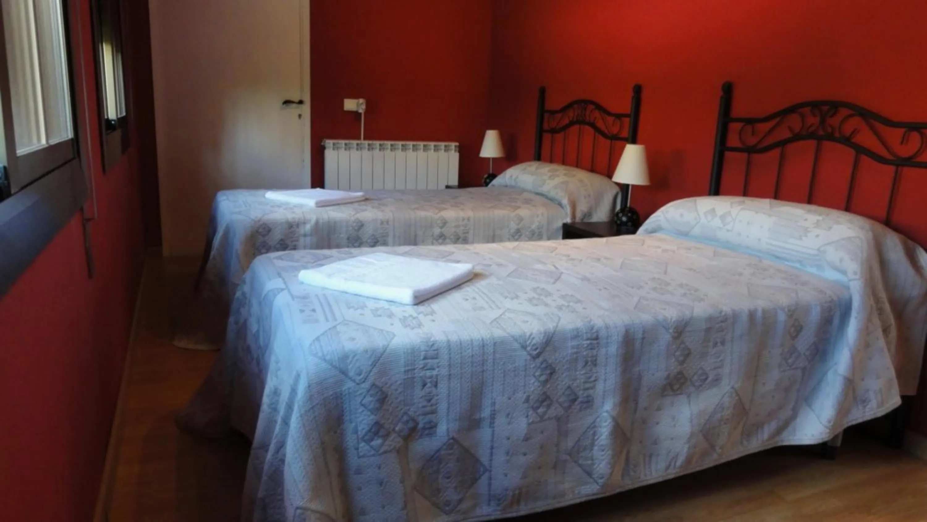 Bedroom, Bed in Aparthotel Can Gallart