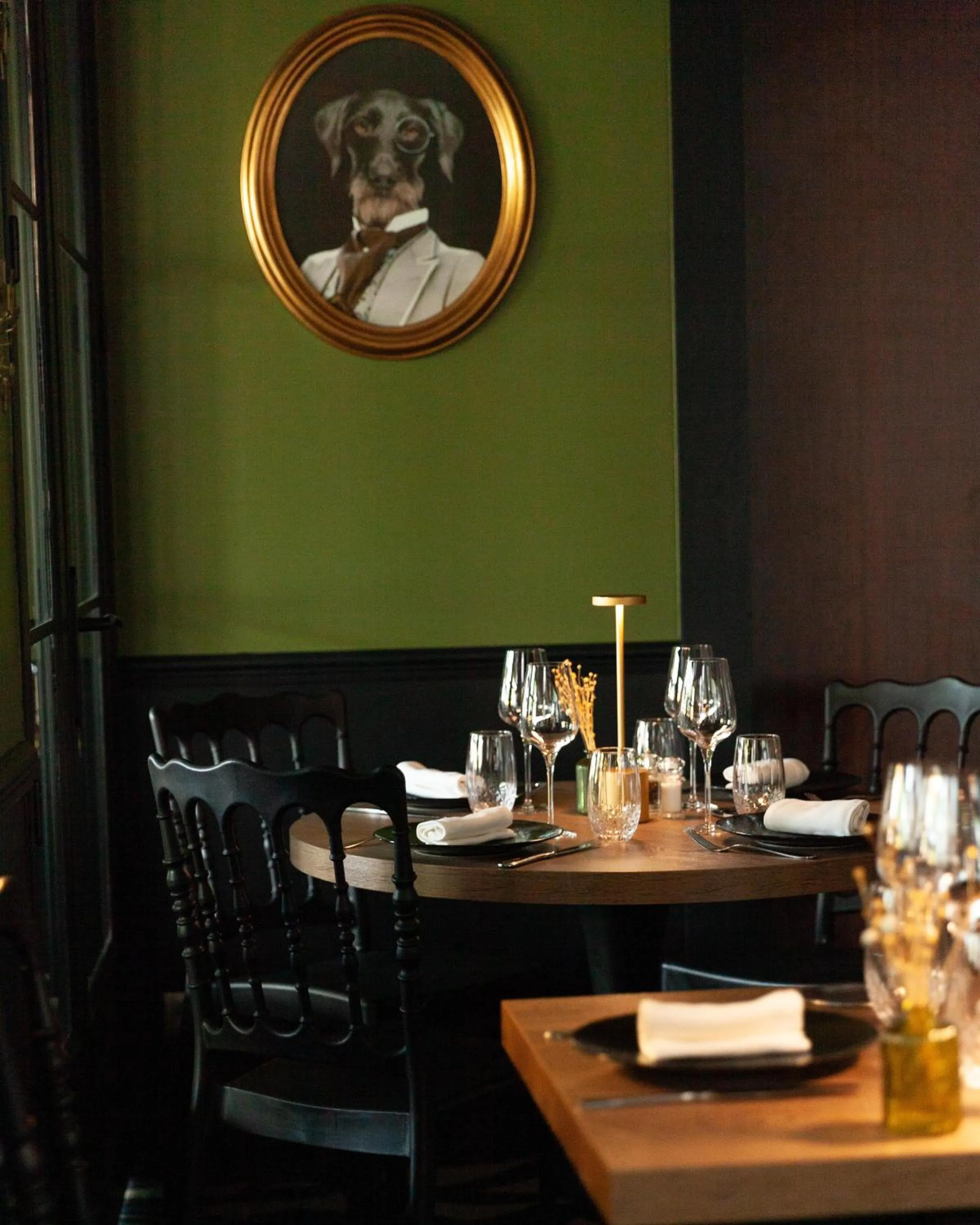 Restaurant/places to eat in Le Boeuf Couronné - Hôtel & Restaurant Chartres- Logis Hotels