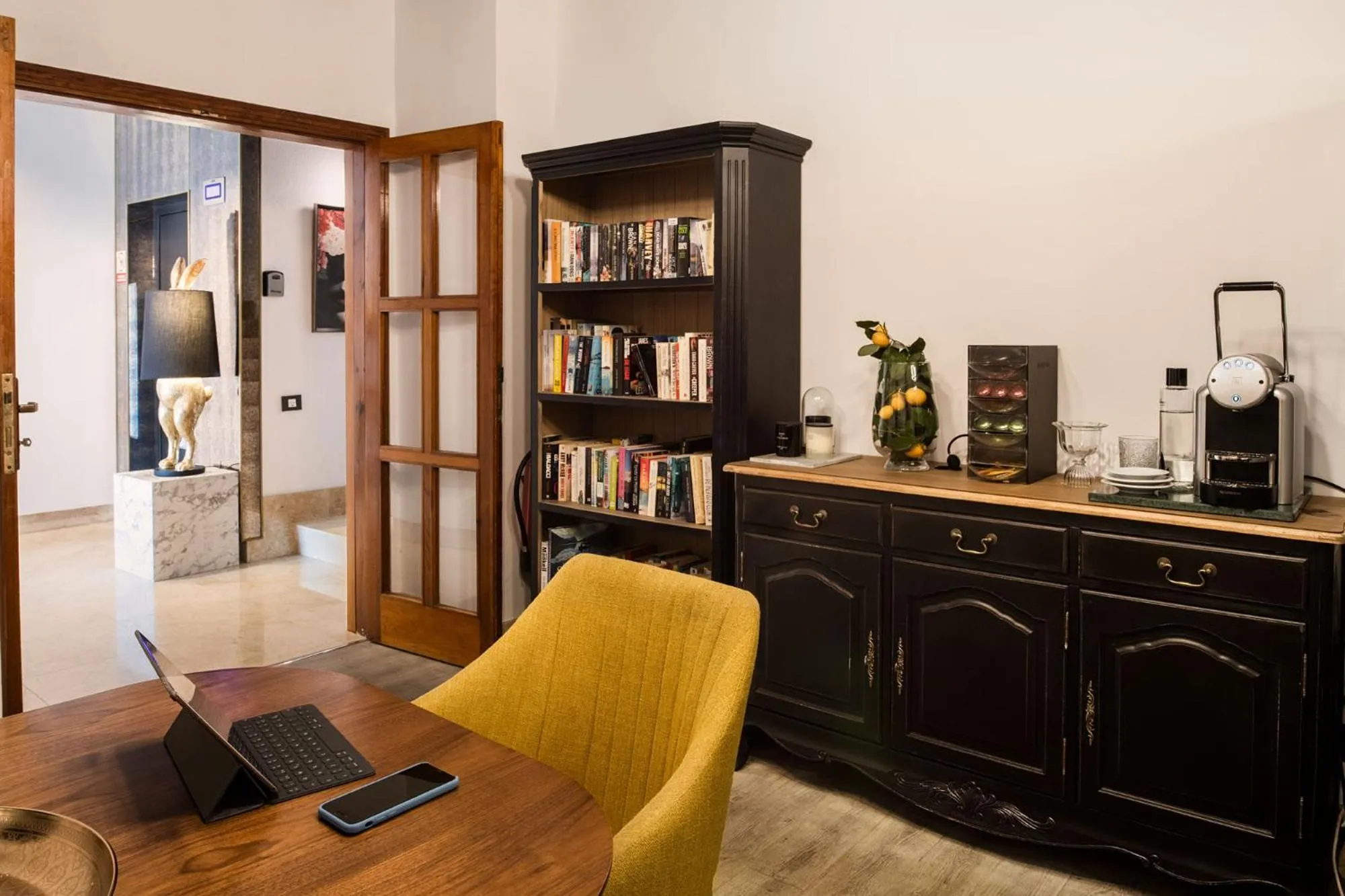 Library in Apartamentos Islamar Arrecife