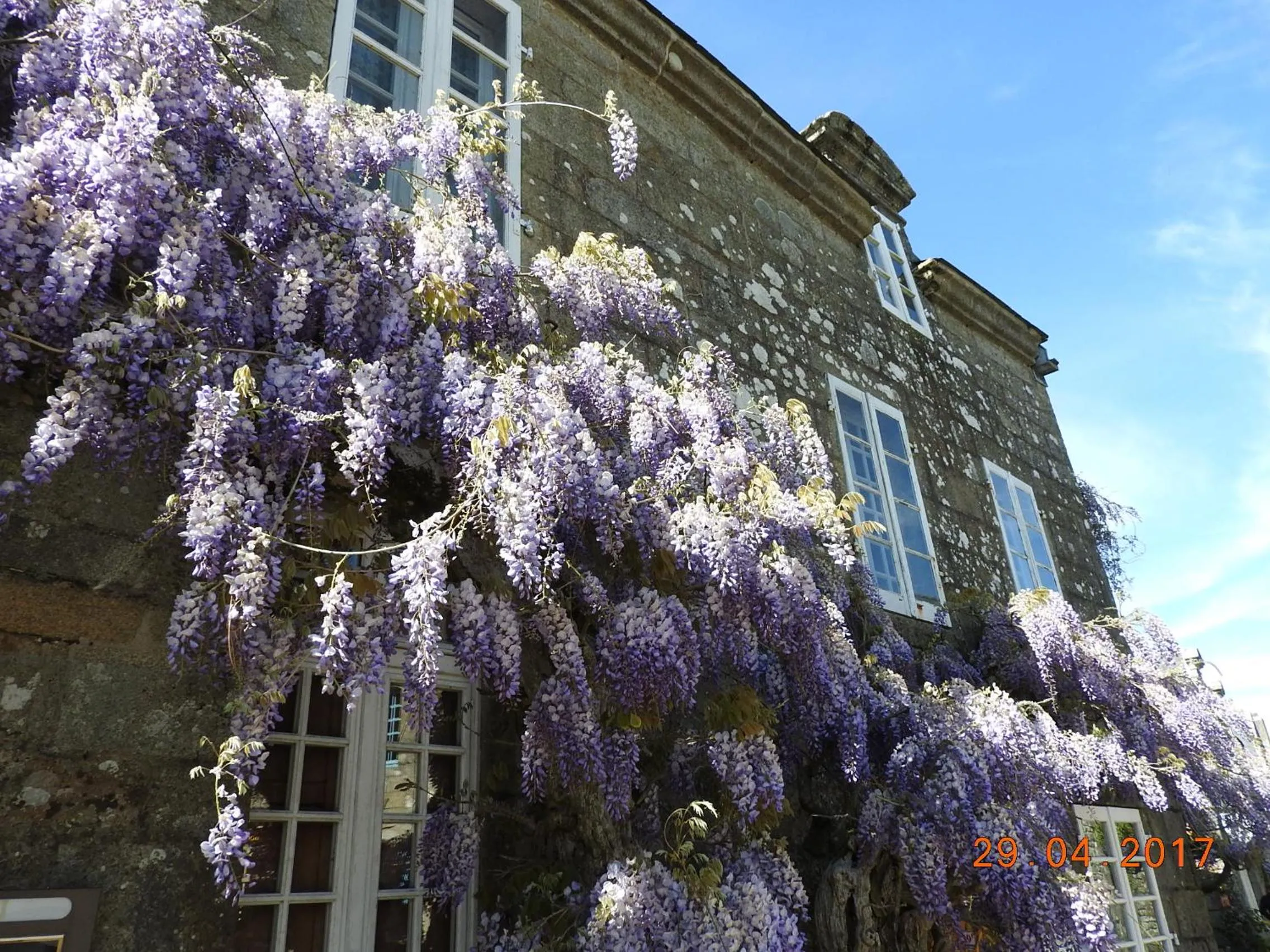 Nearby landmark in Logis Le Prieuré