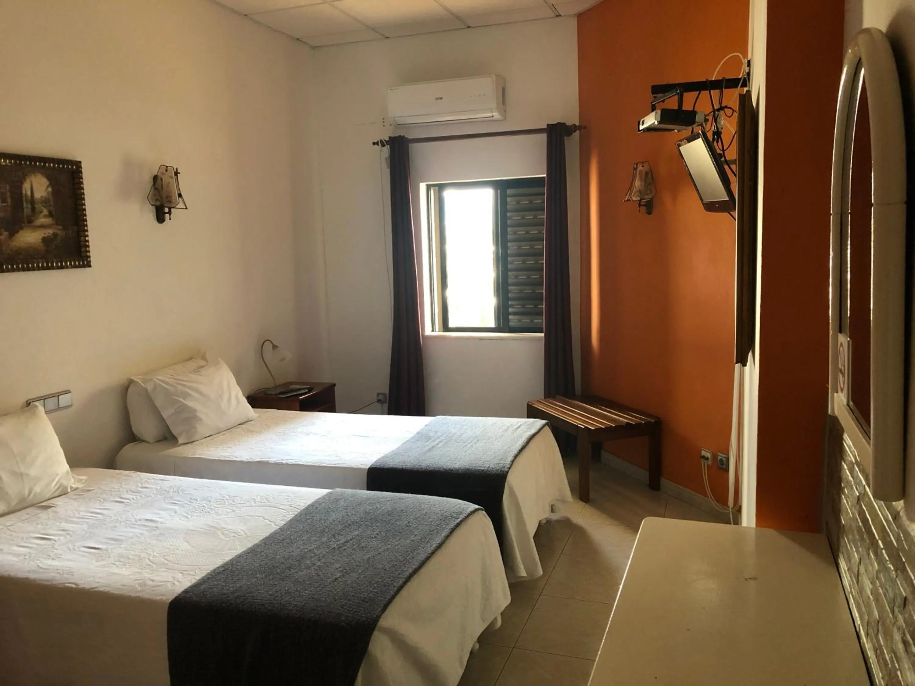Bedroom, Bed in Apartamentos e Quartos Atalaia