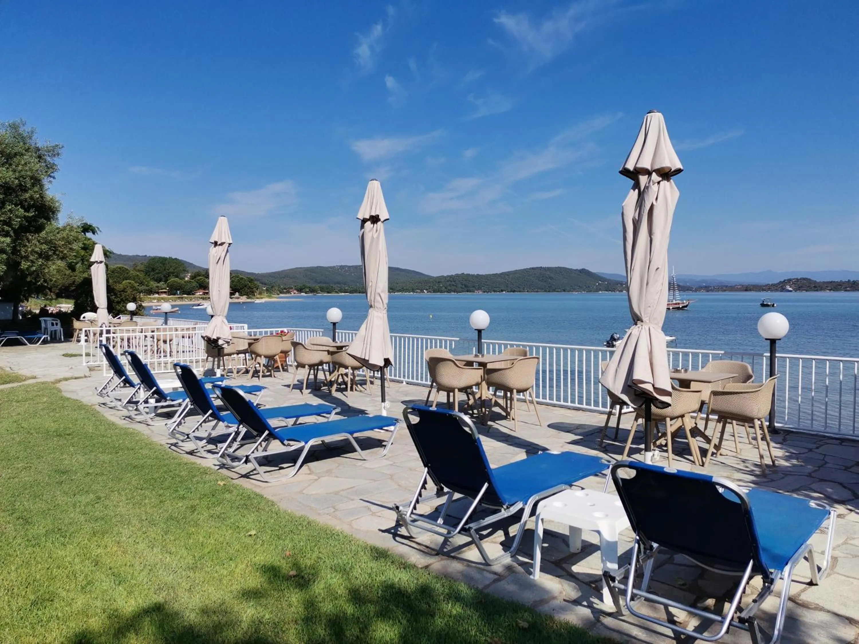 Vourvourou Hotel