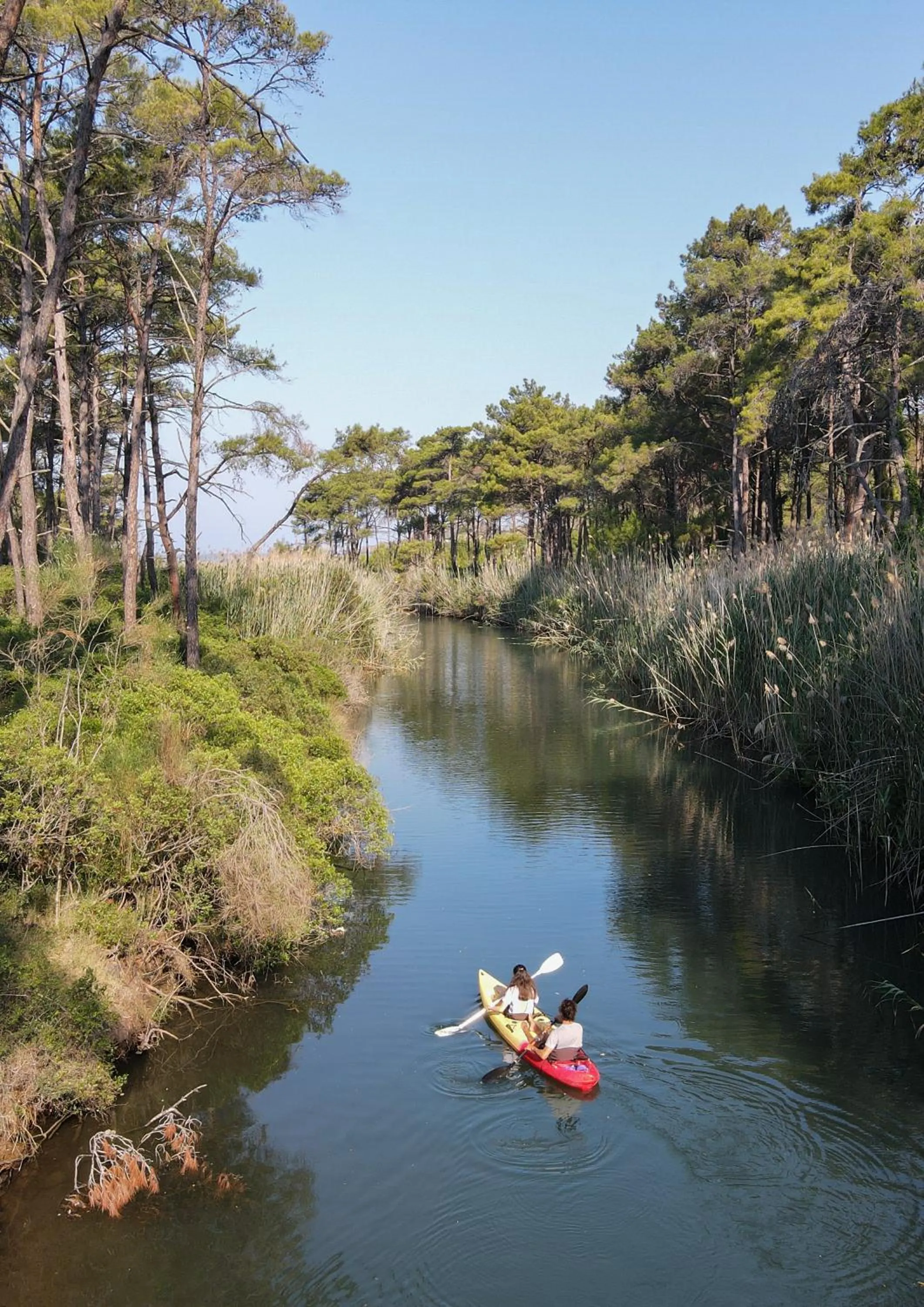 Canoeing in Golden Key Bordubet