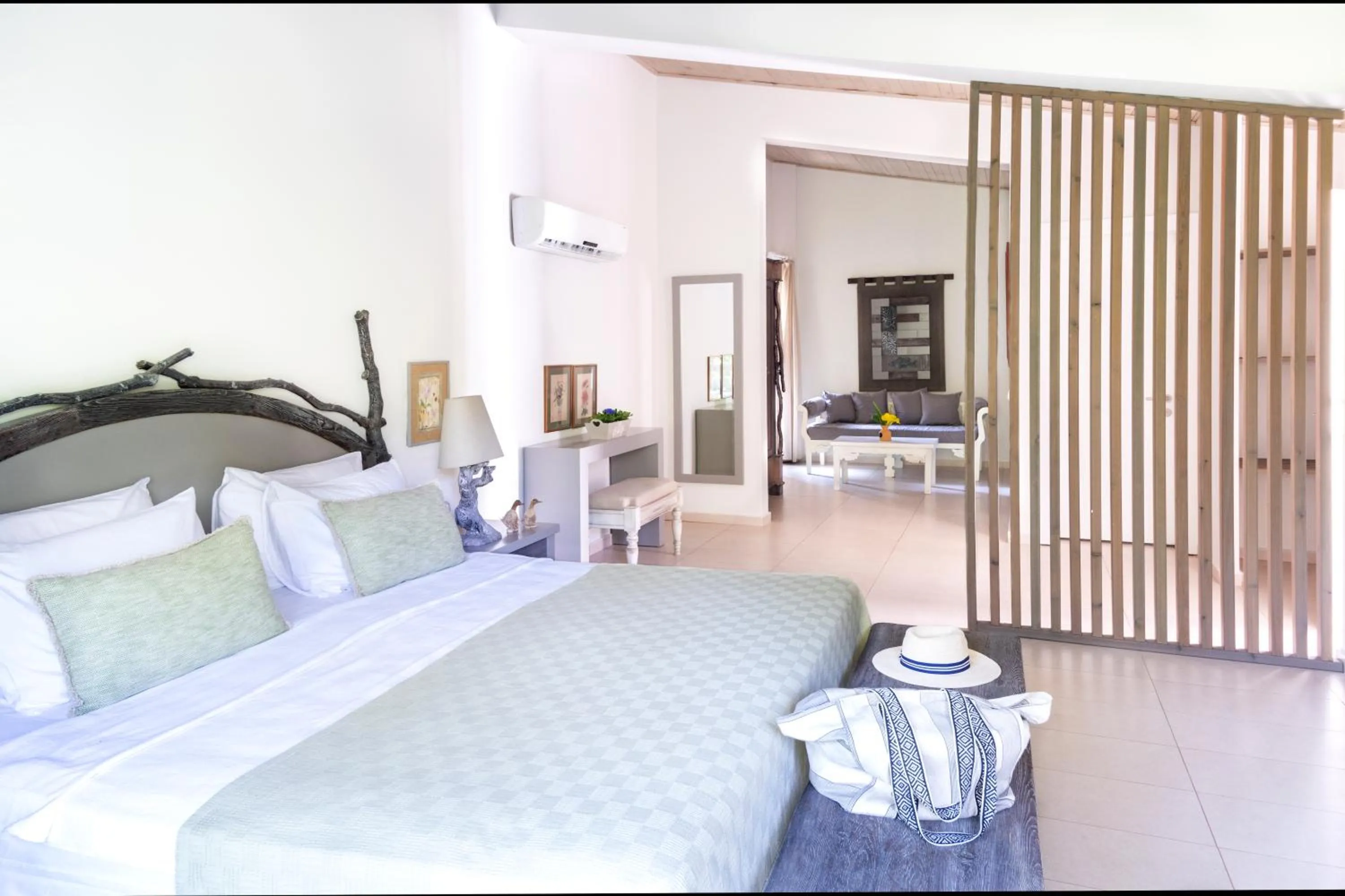 Bedroom in Golden Key Bordubet